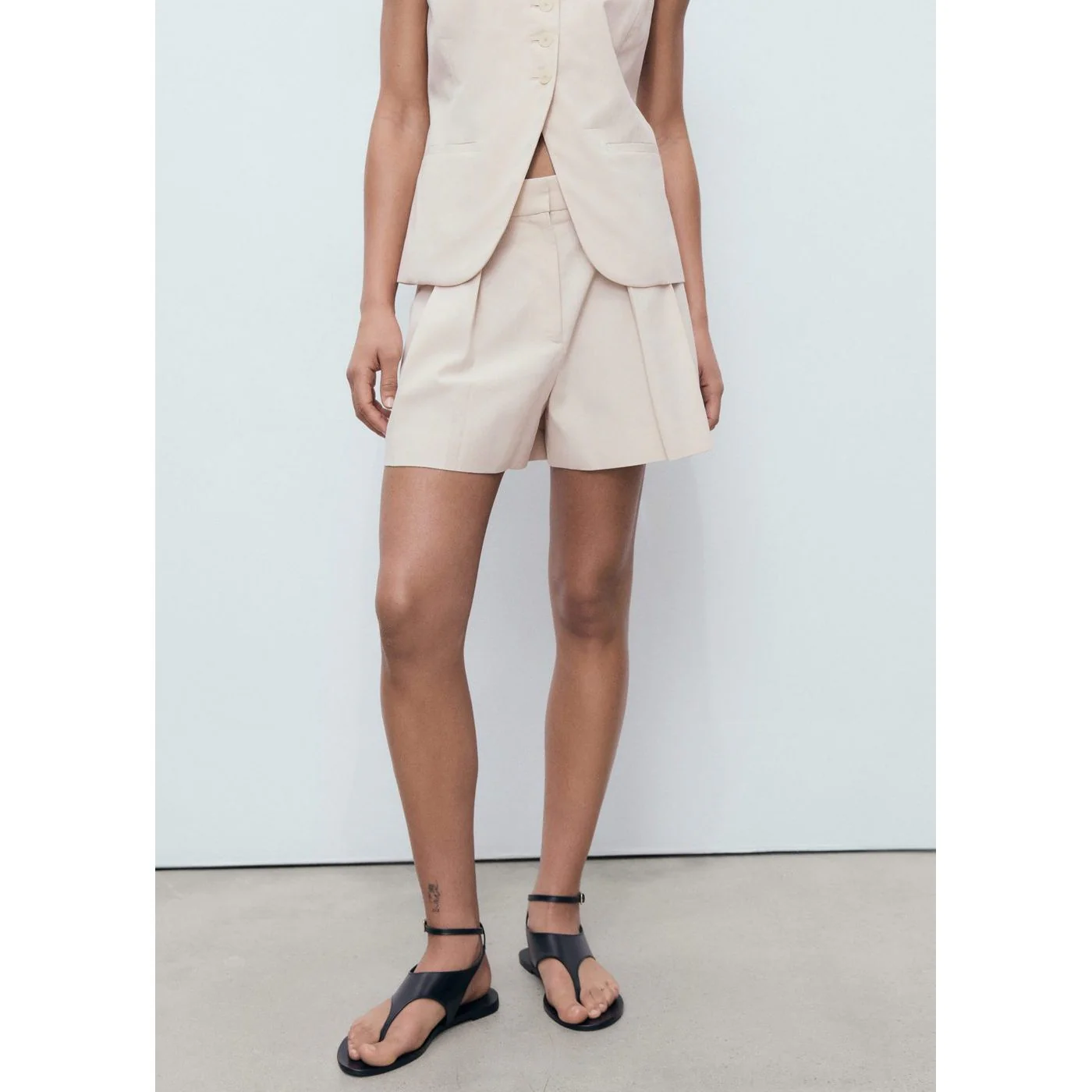 Short Greta - Beige - Image 2