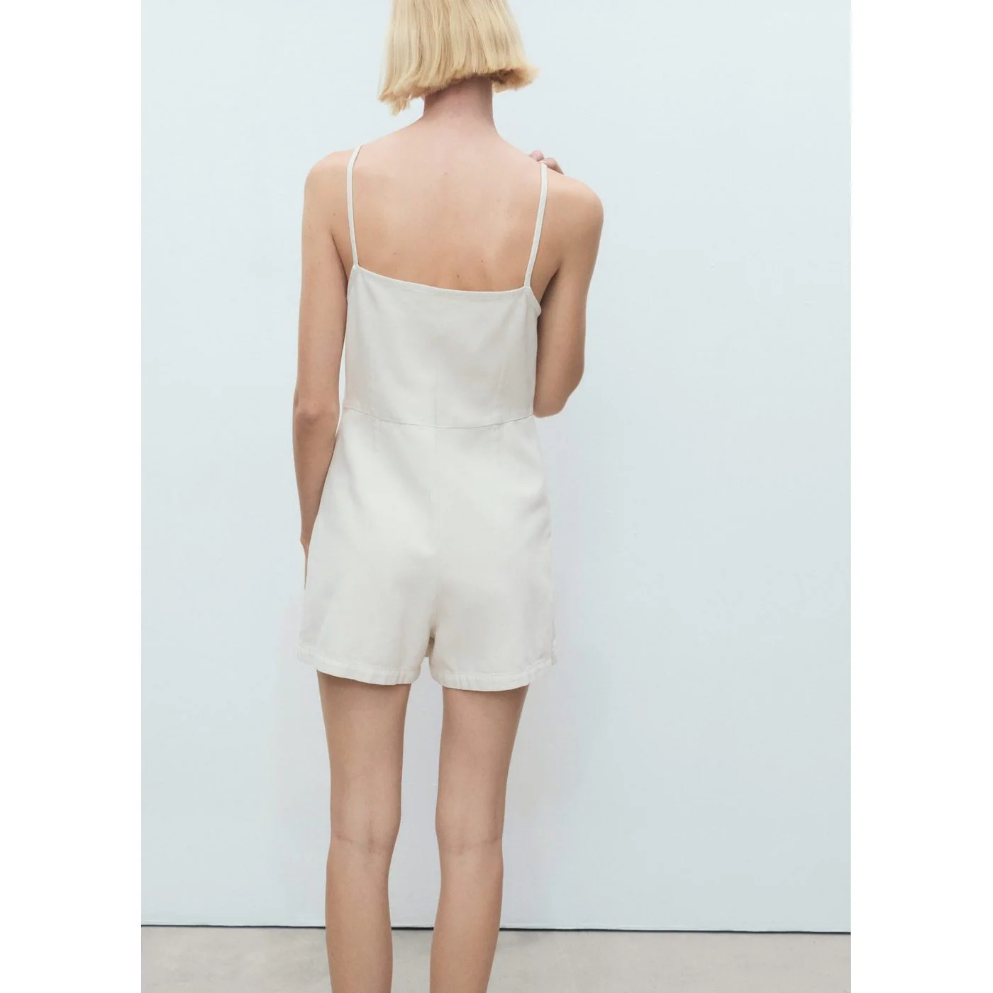 Robe Dungaree Tere - White - Image 3