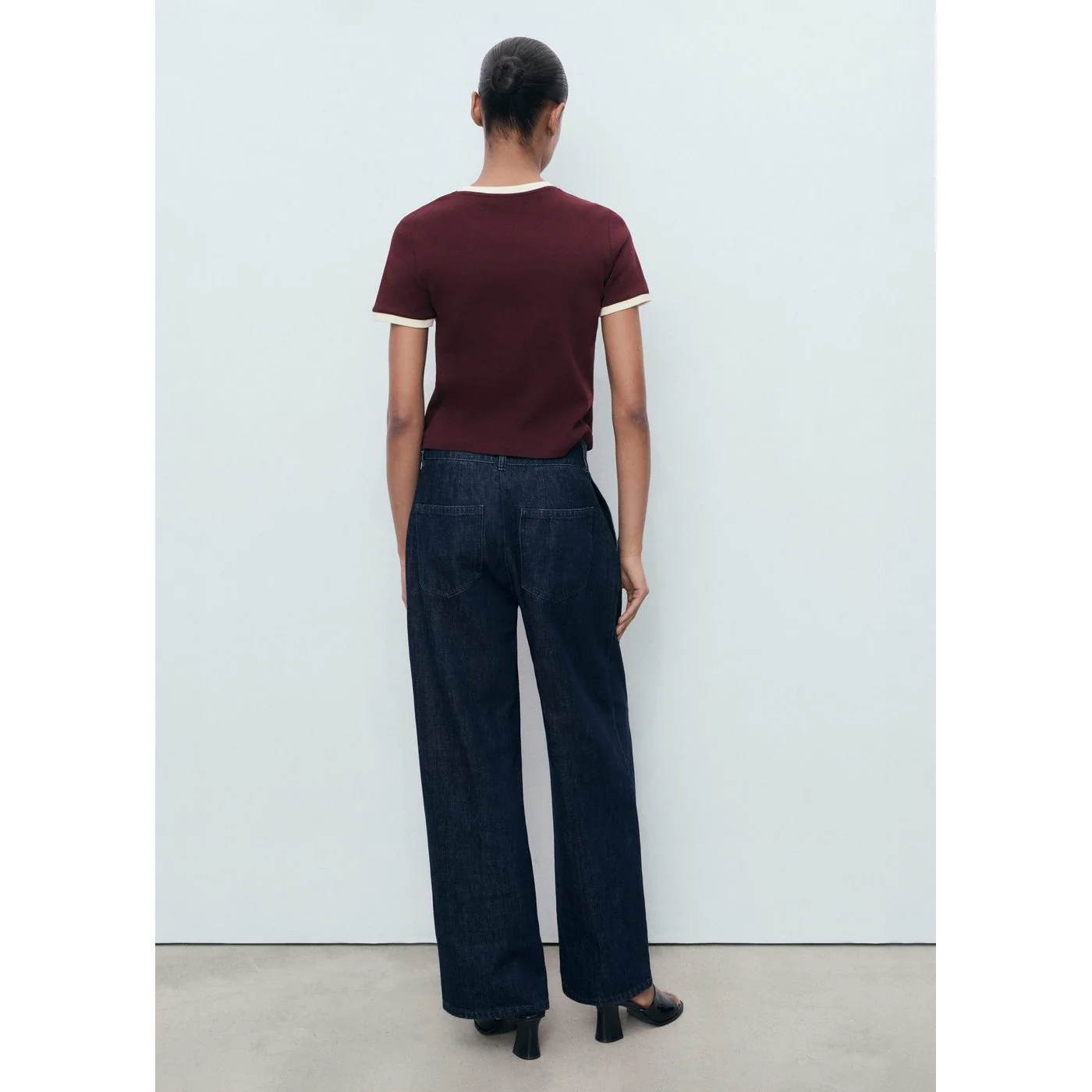 T-Shirt Pirti - Burgundy - Image 3