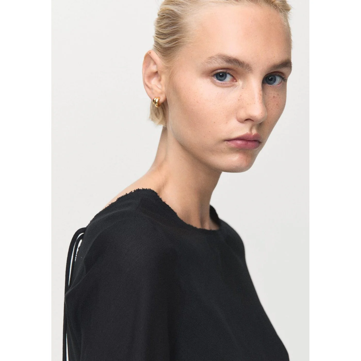 Robe Eva-W - Black - Image 4