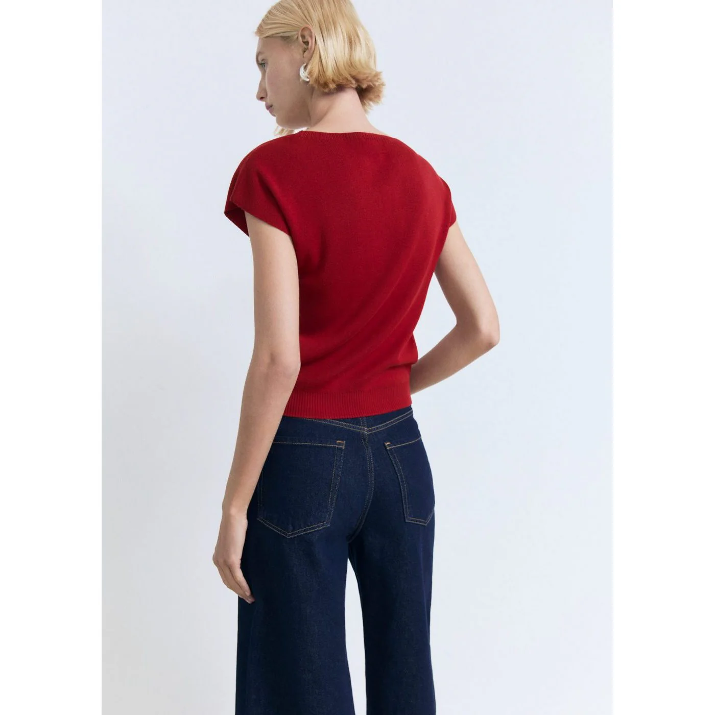 Pull Banana - Red - Image 3
