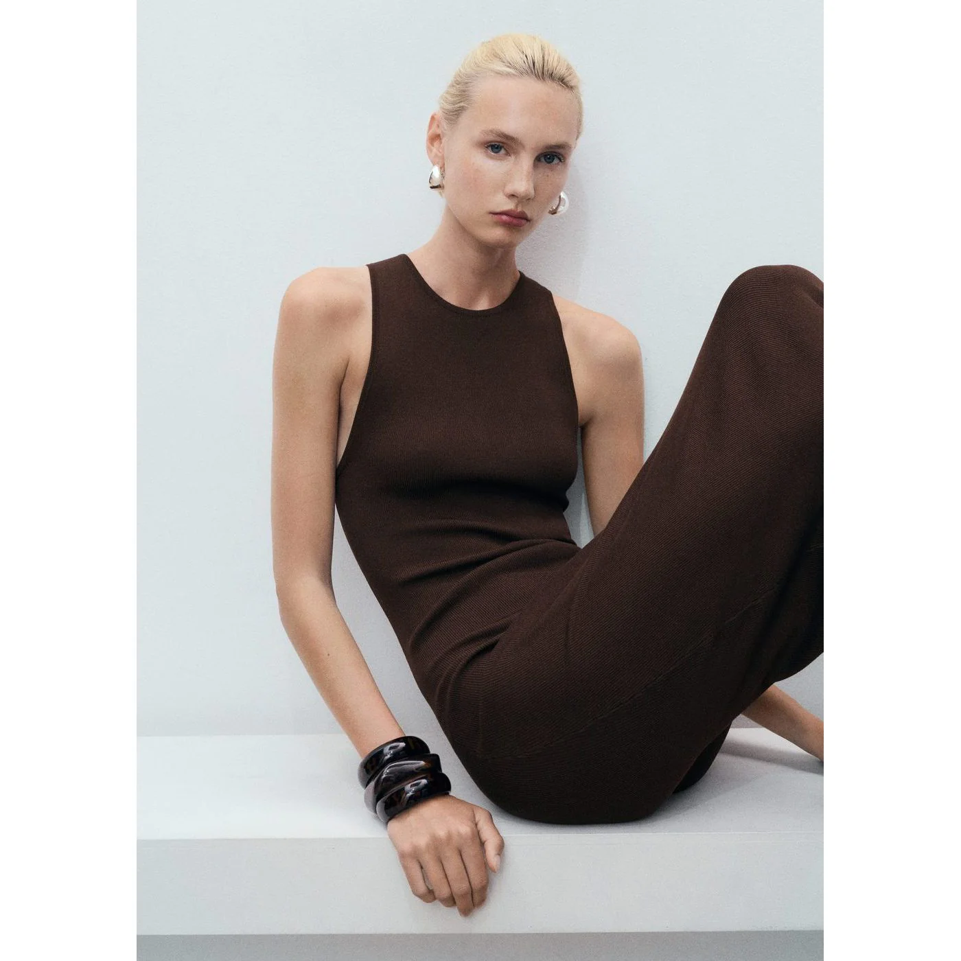 Robe Perales - Chocolate - Image 5