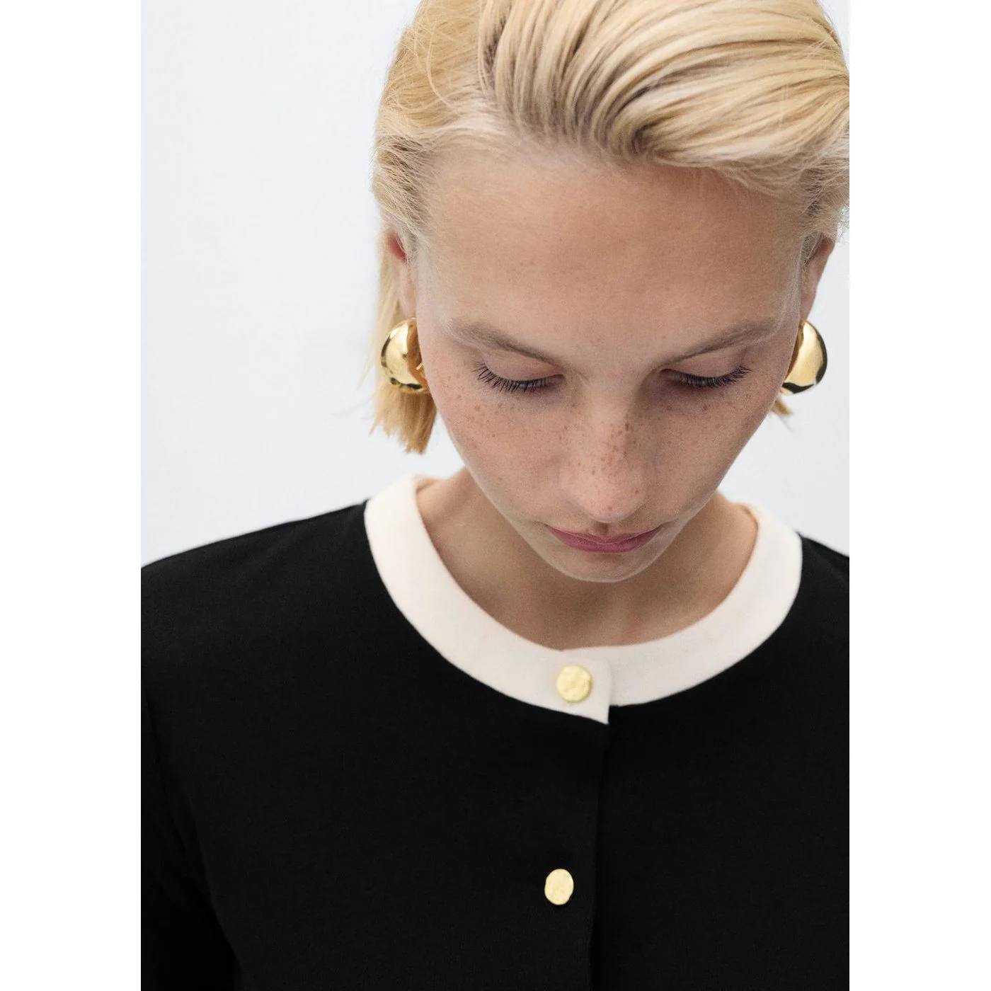 Cardigan Peri - Black - Image 4