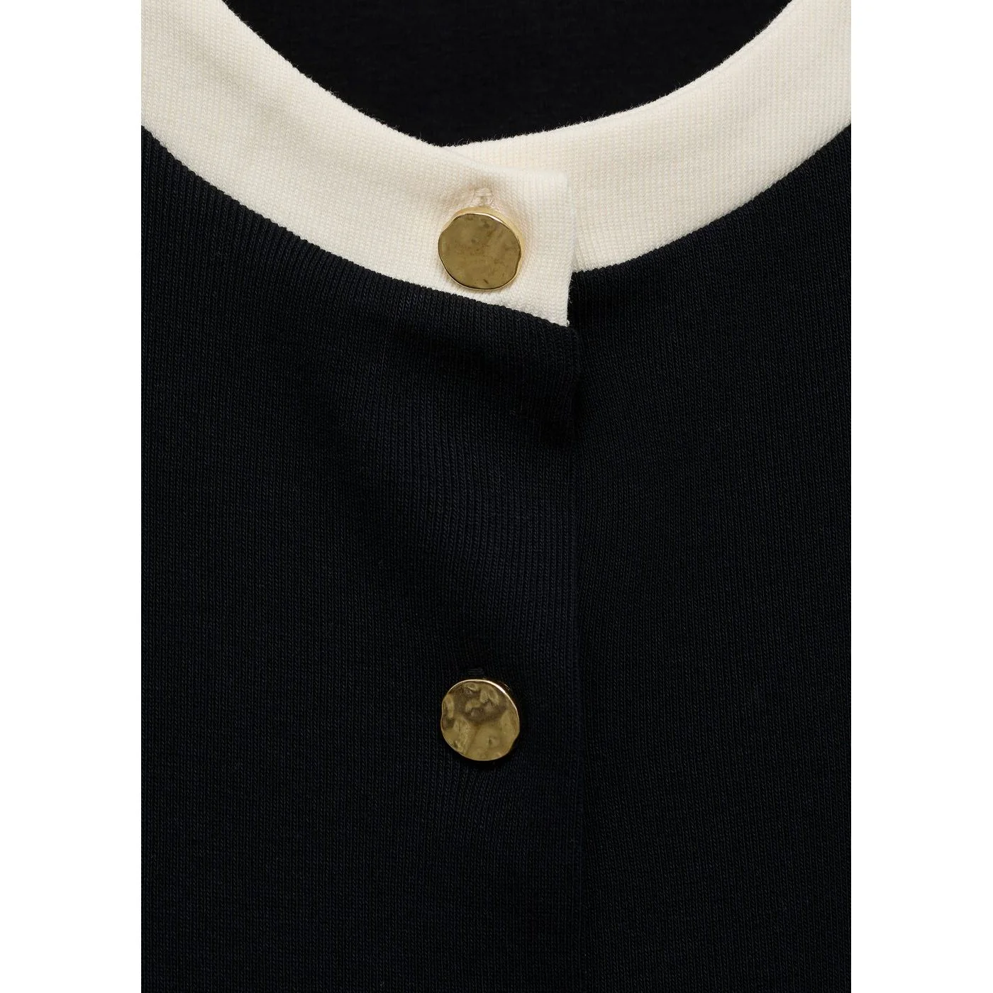 Cardigan Peri - Black - Image 9