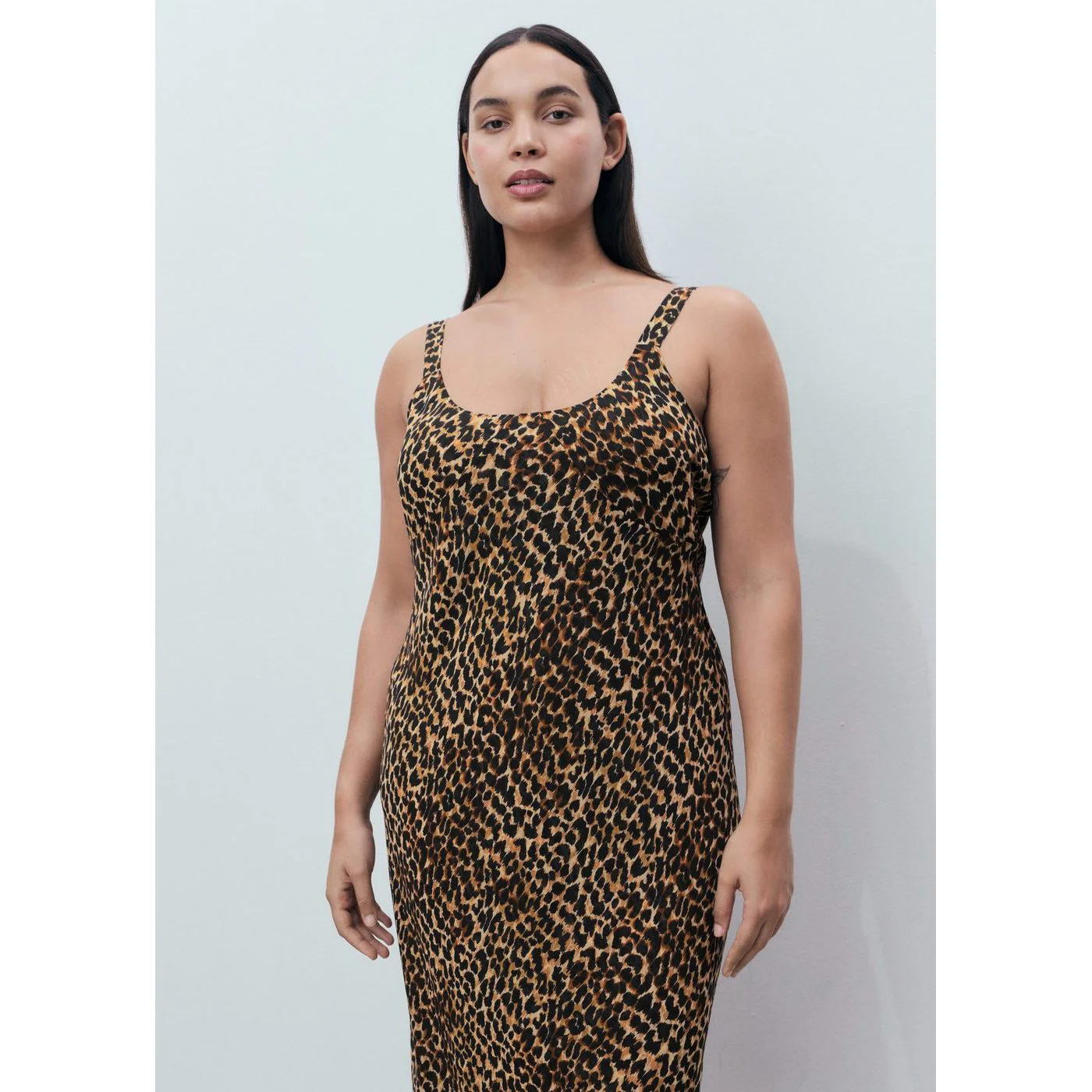 Robe Lion - Black - Image 7