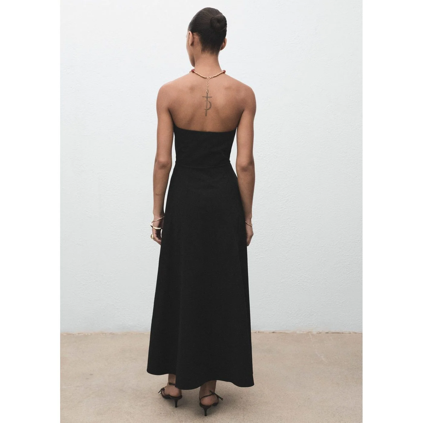 Robe Cebri - Black - Image 3