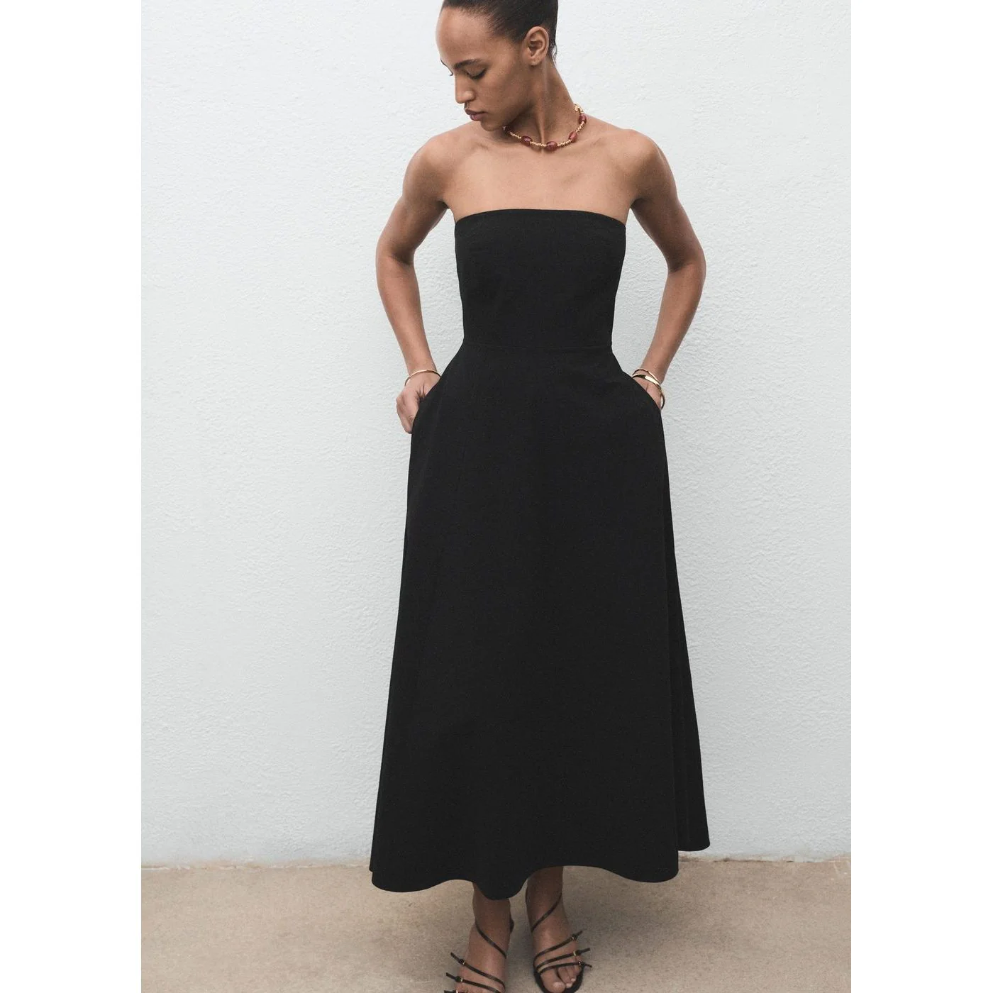 Robe Cebri - Black - Image 4