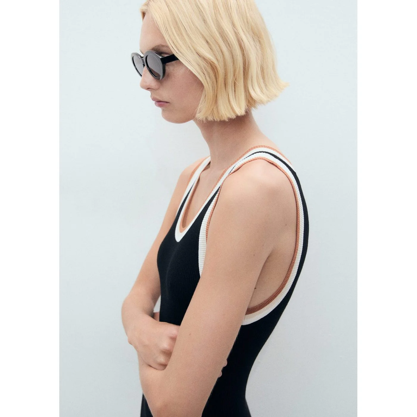 Robe Crochi - Black - Image 4