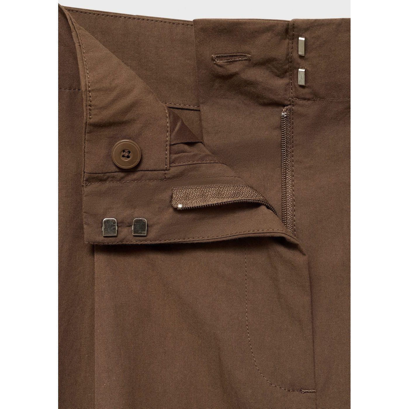 Bermuda Shorts Huga - Brown - Image 7