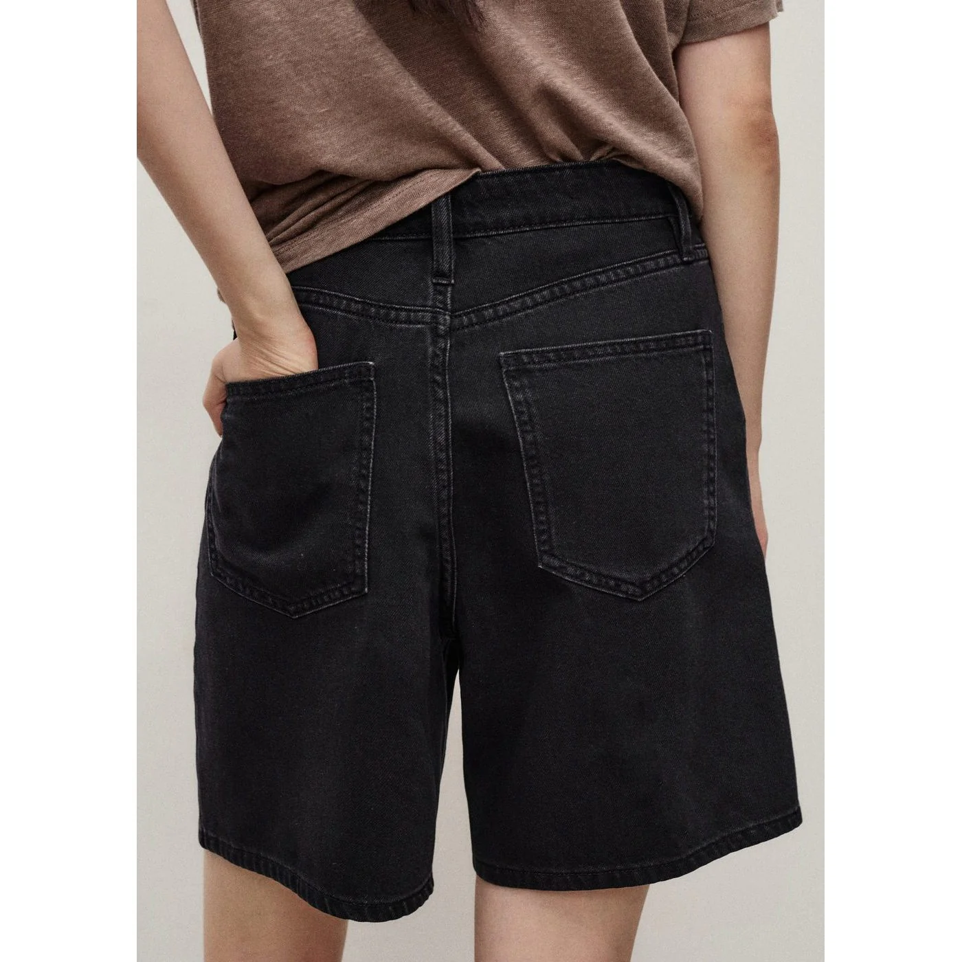 Bermuda Shorts Marina - Black Denim - Image 3
