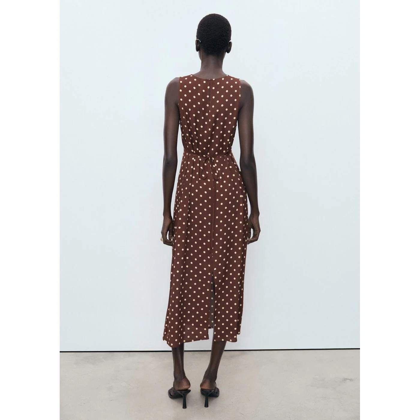 Robe Greeny - Brown - Image 3