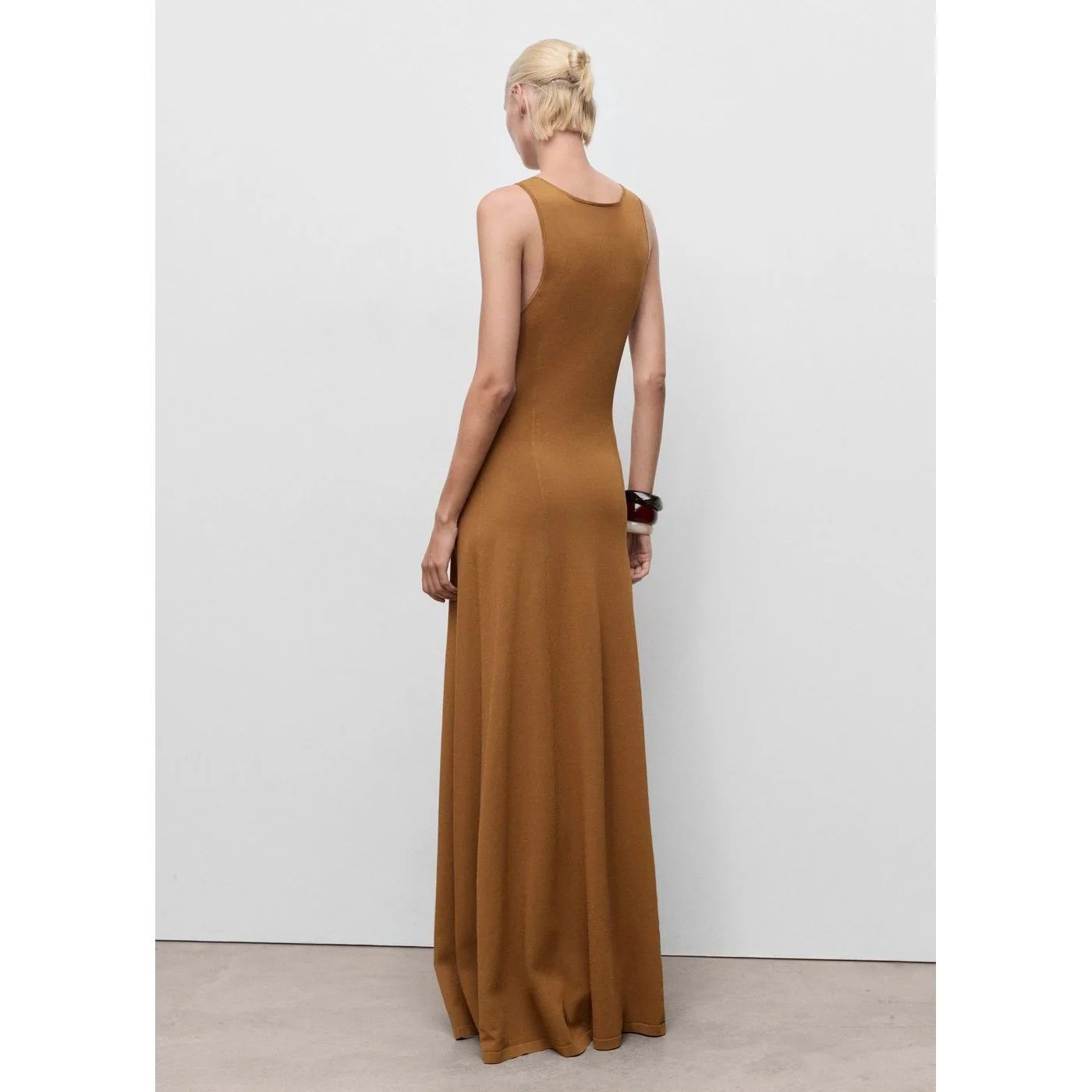 Robe Guksu - Tobacco Brown - Image 3
