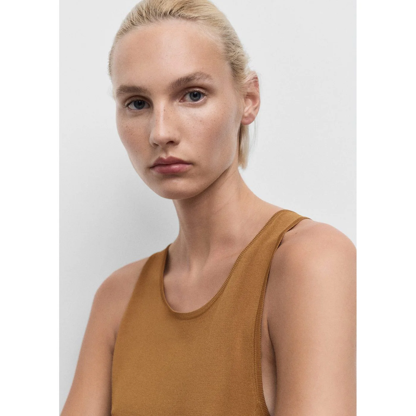 Robe Guksu - Tobacco Brown - Image 4