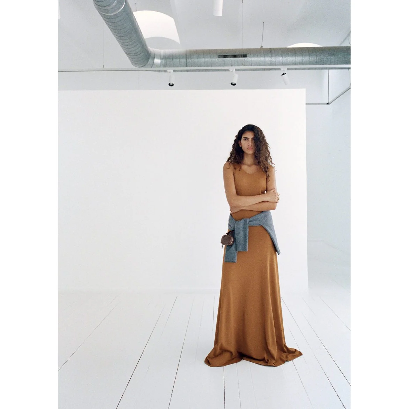 Robe Guksu - Tobacco Brown - Image 7