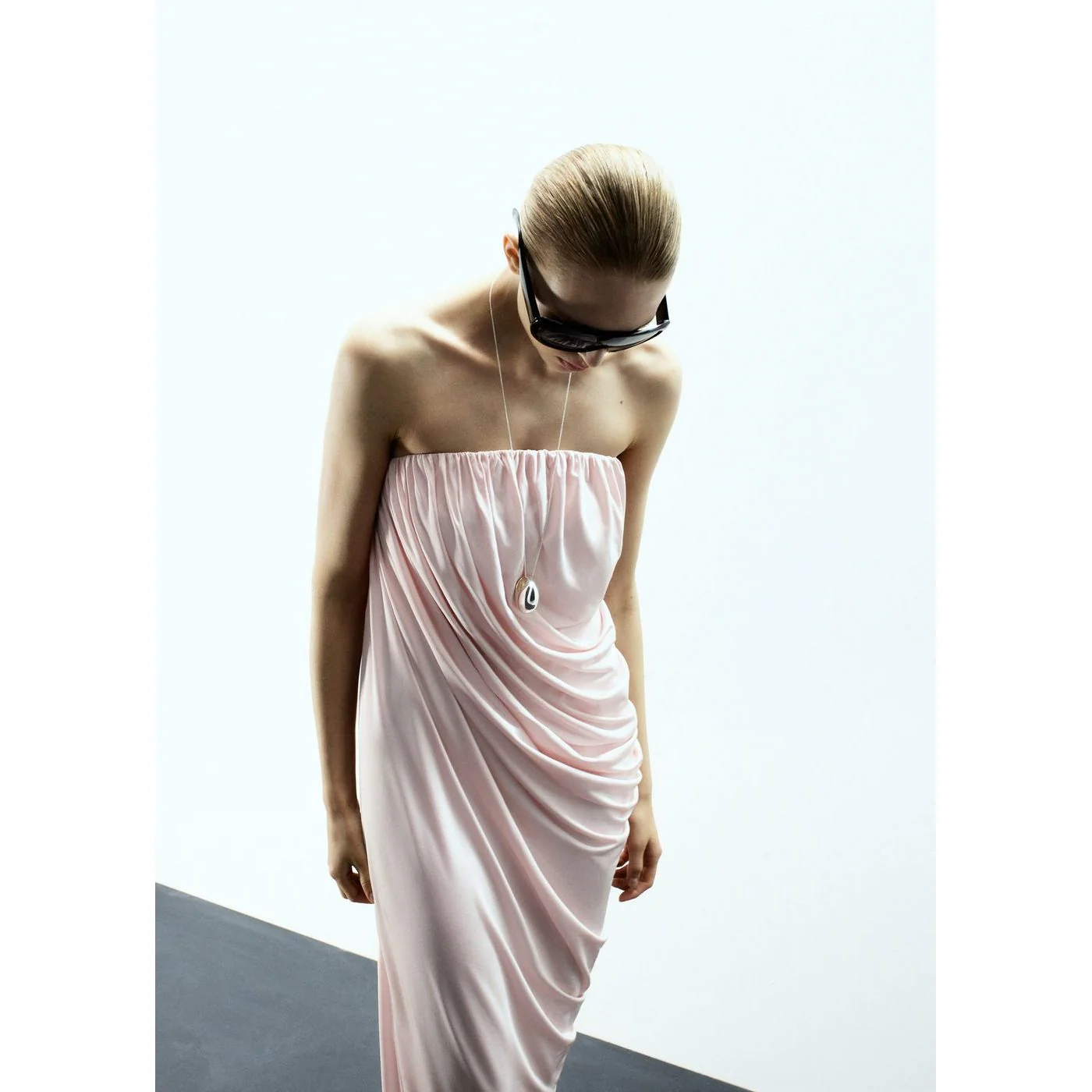 Robe Calen - Pastel Pink - Image 4