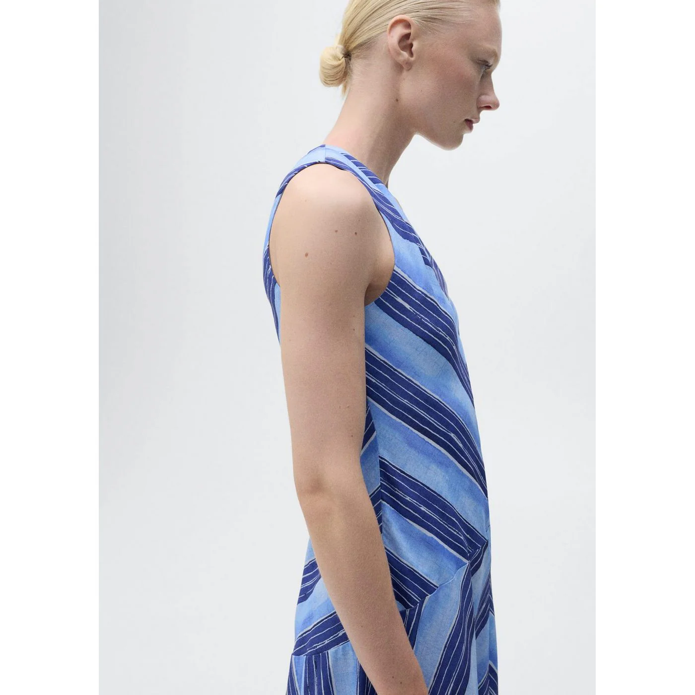 Robe Celeste - Blue - Image 2