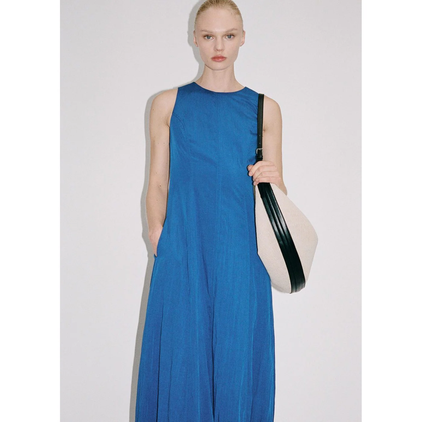 Robe Pumpkin - Blue - Image 8