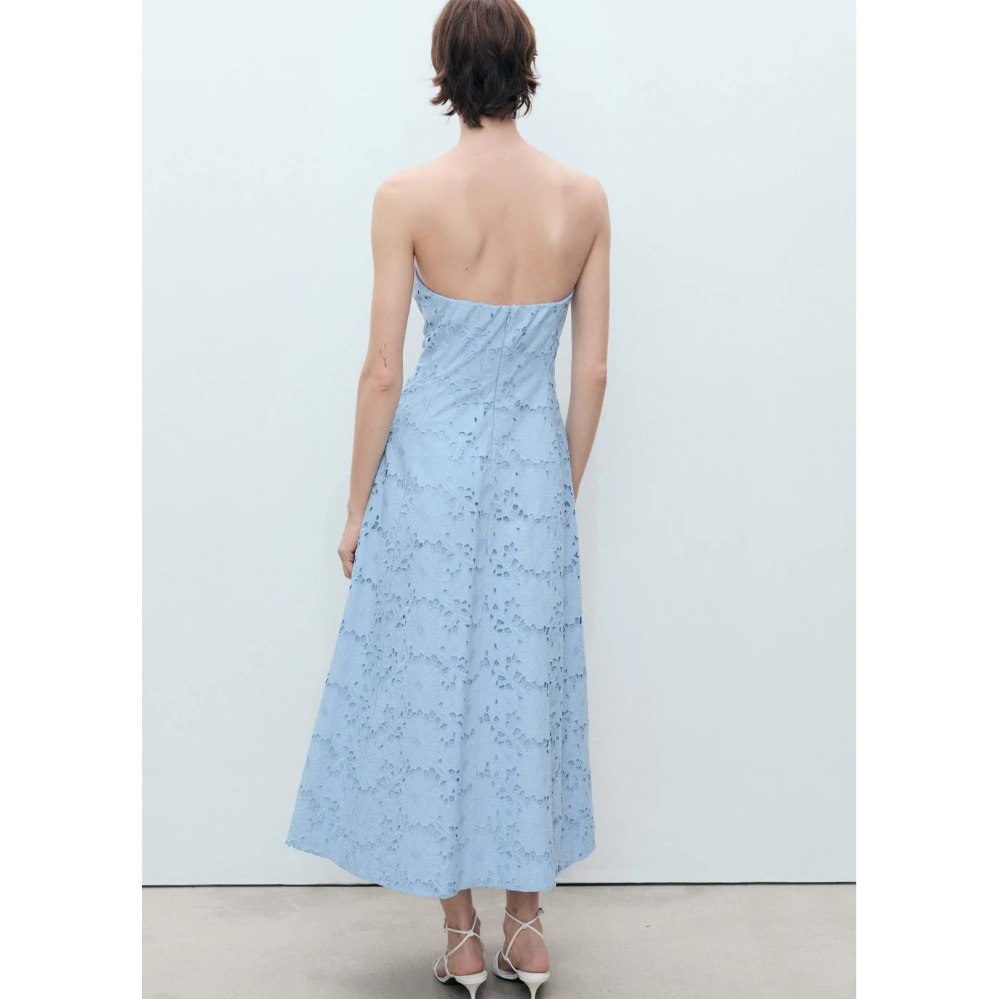 Robe Sky - Blue - Image 3
