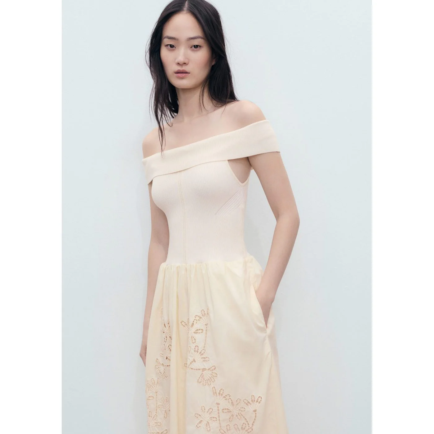 Robe Tano - Beige - Image 2