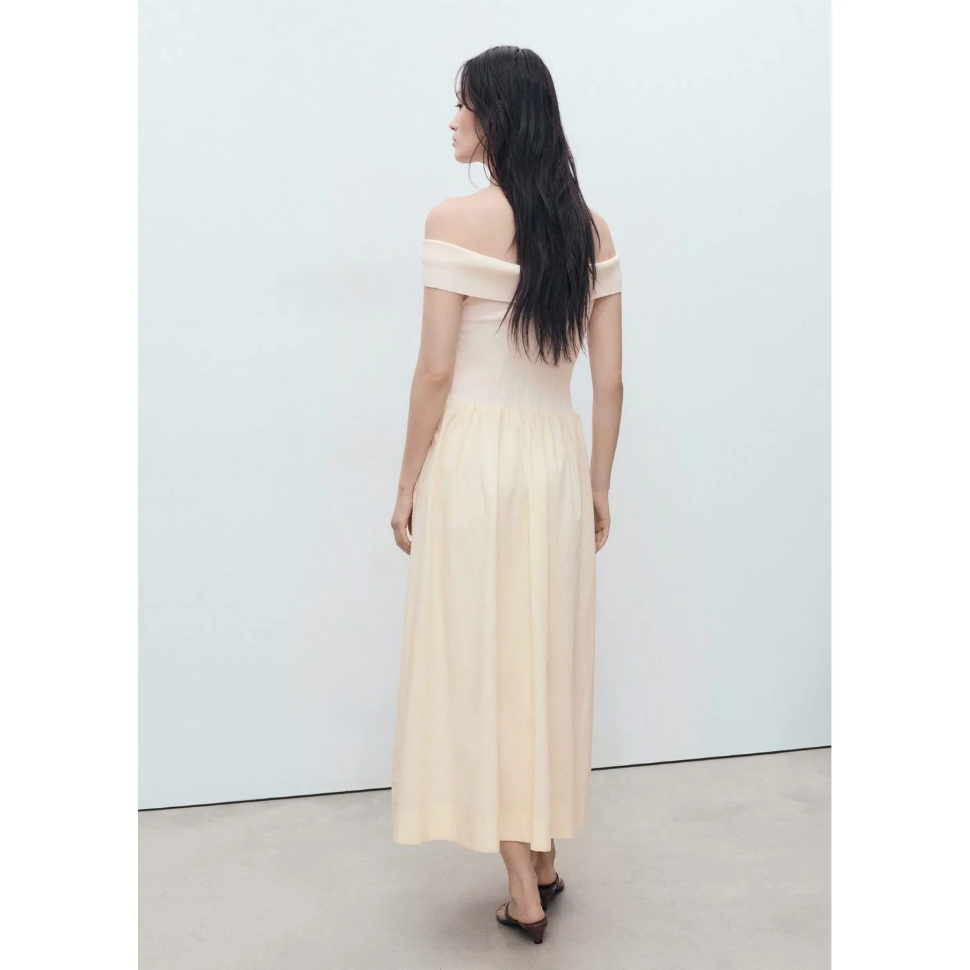 Robe Tano - Beige - Image 3