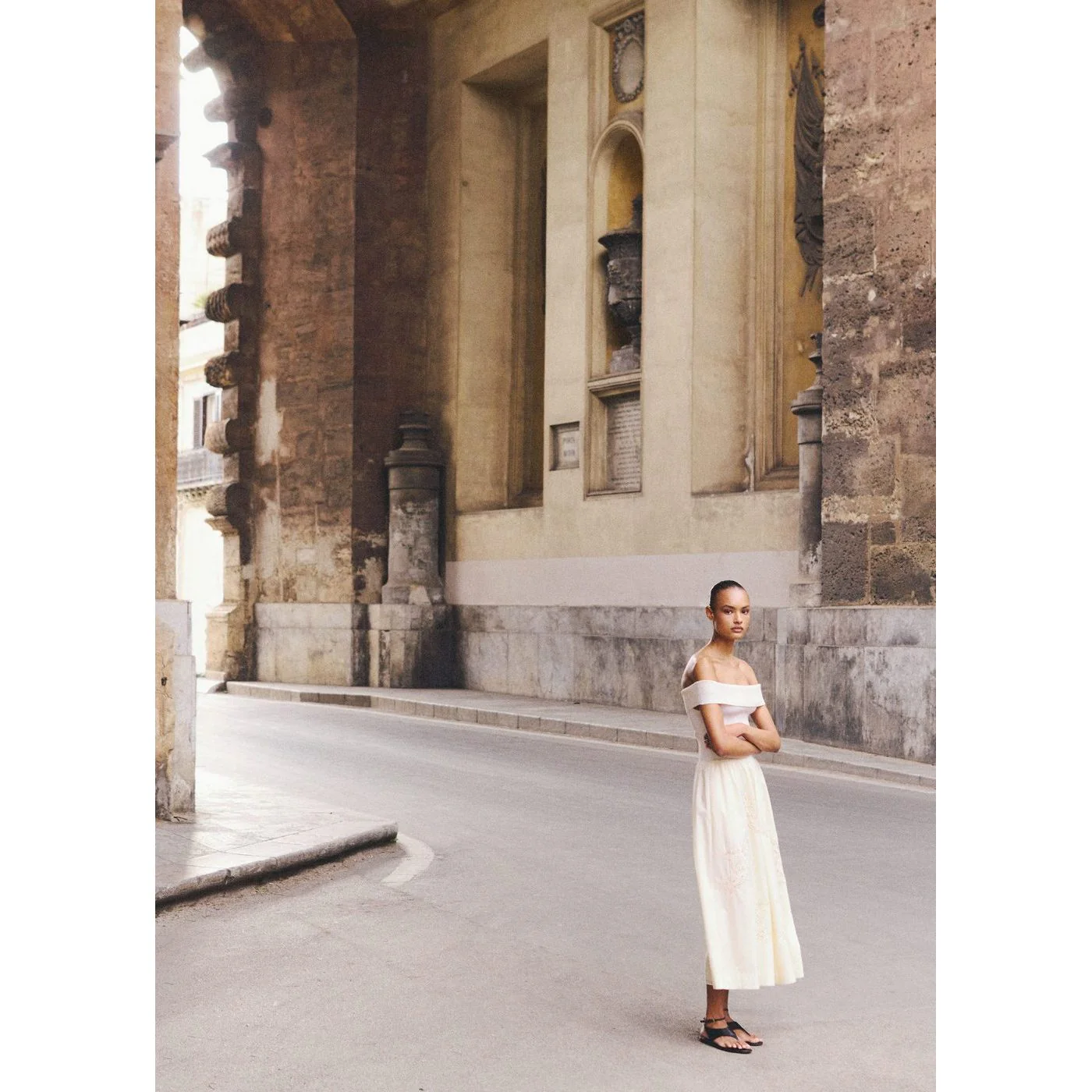 Robe Tano - Beige - Image 6