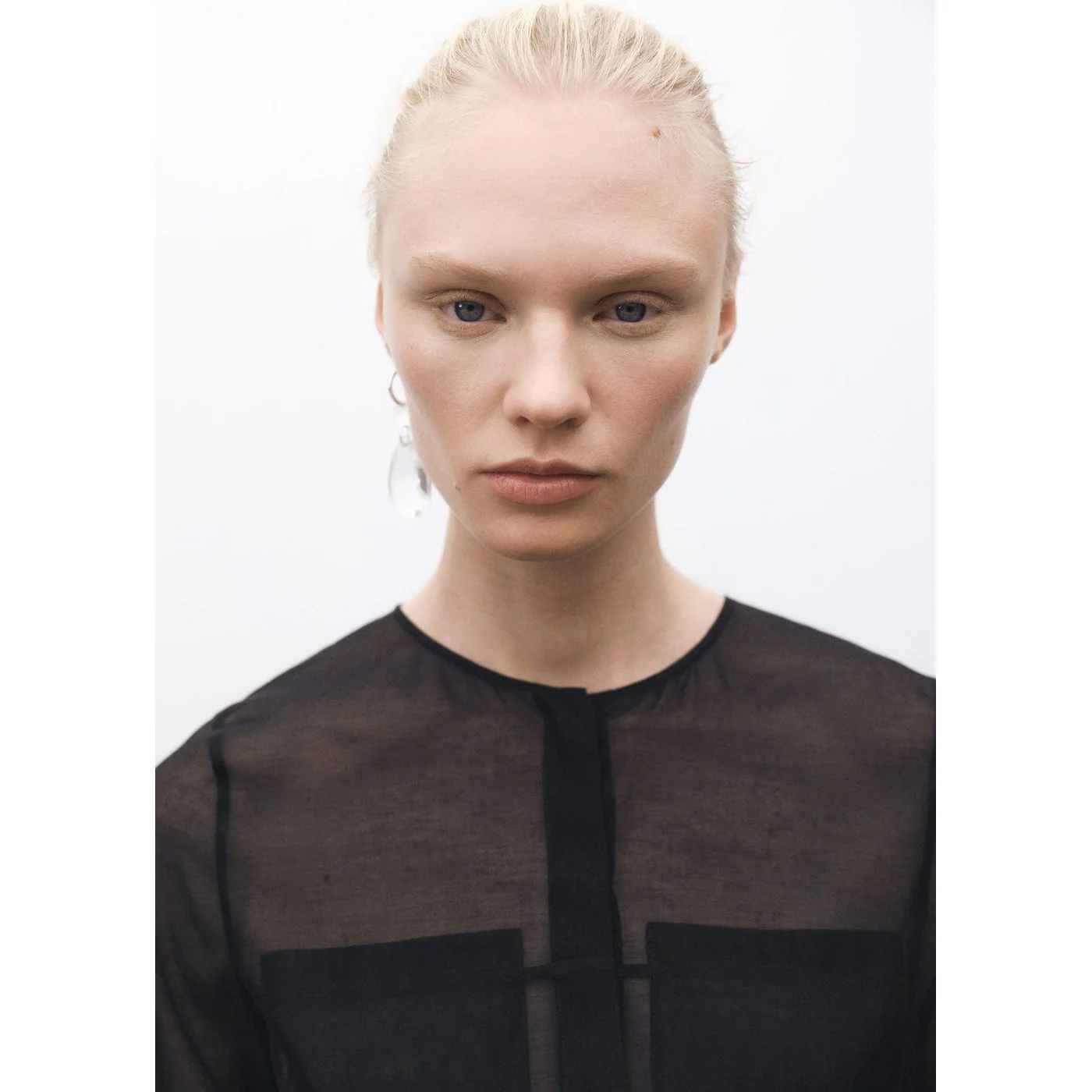 Robe Lua - Black - Image 4