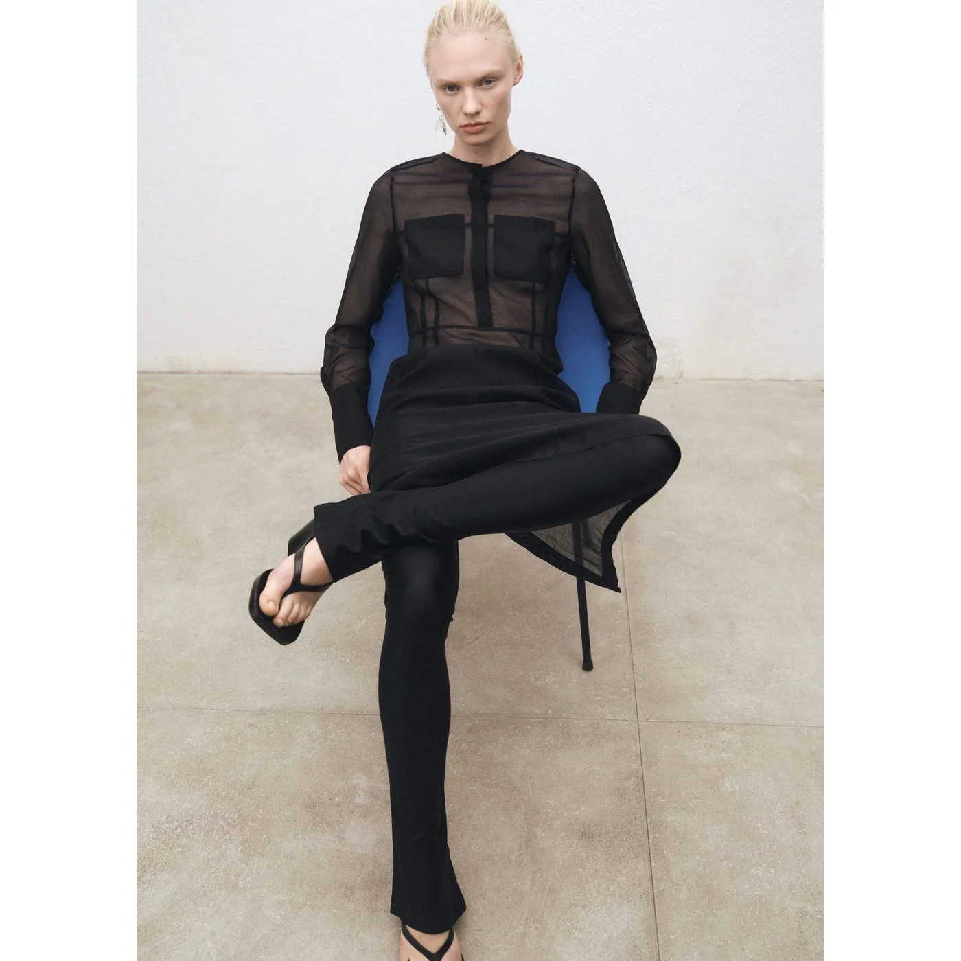 Robe Lua - Black - Image 5