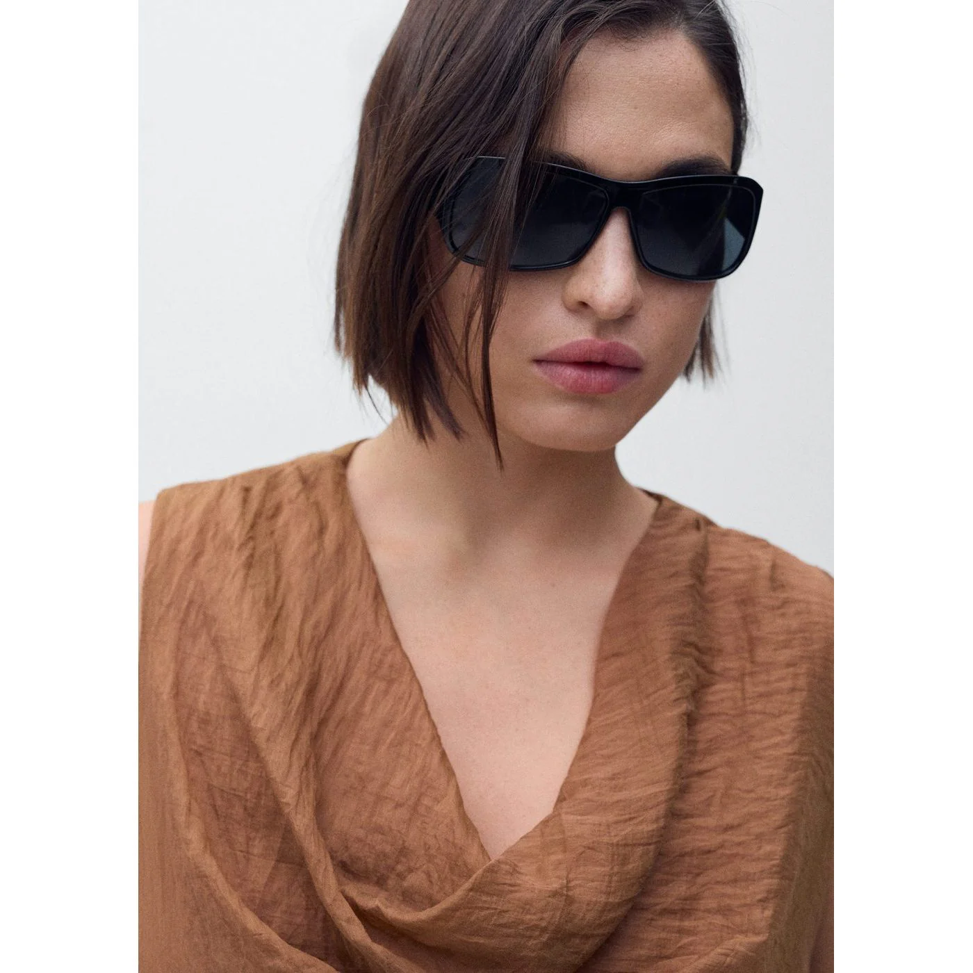 Robe Cleo - Brown - Image 7