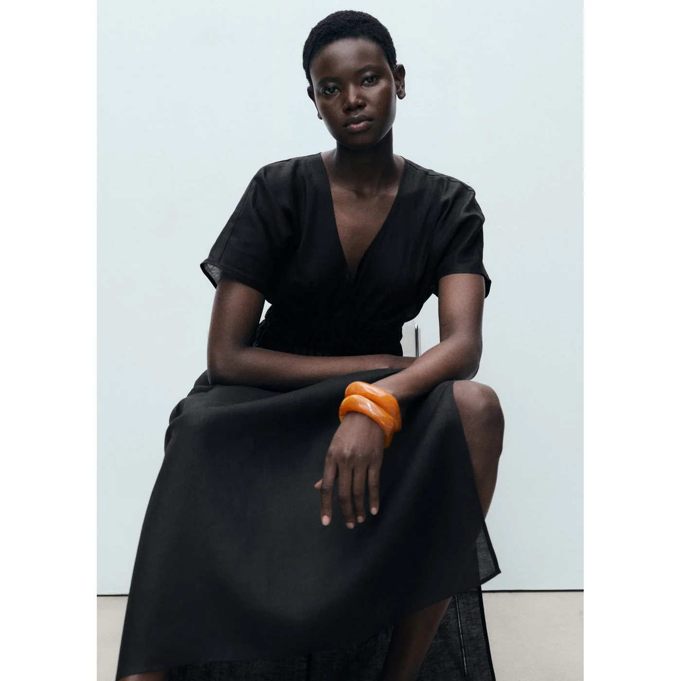 Robe Felicia - Black - Image 5