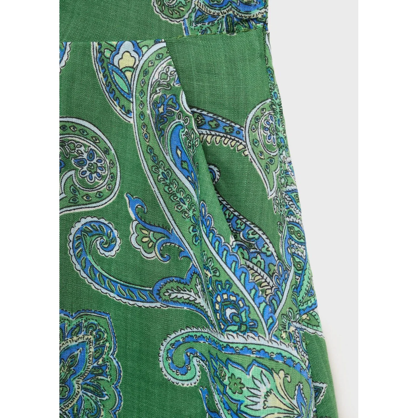 Robe Mamba - Green - Image 9