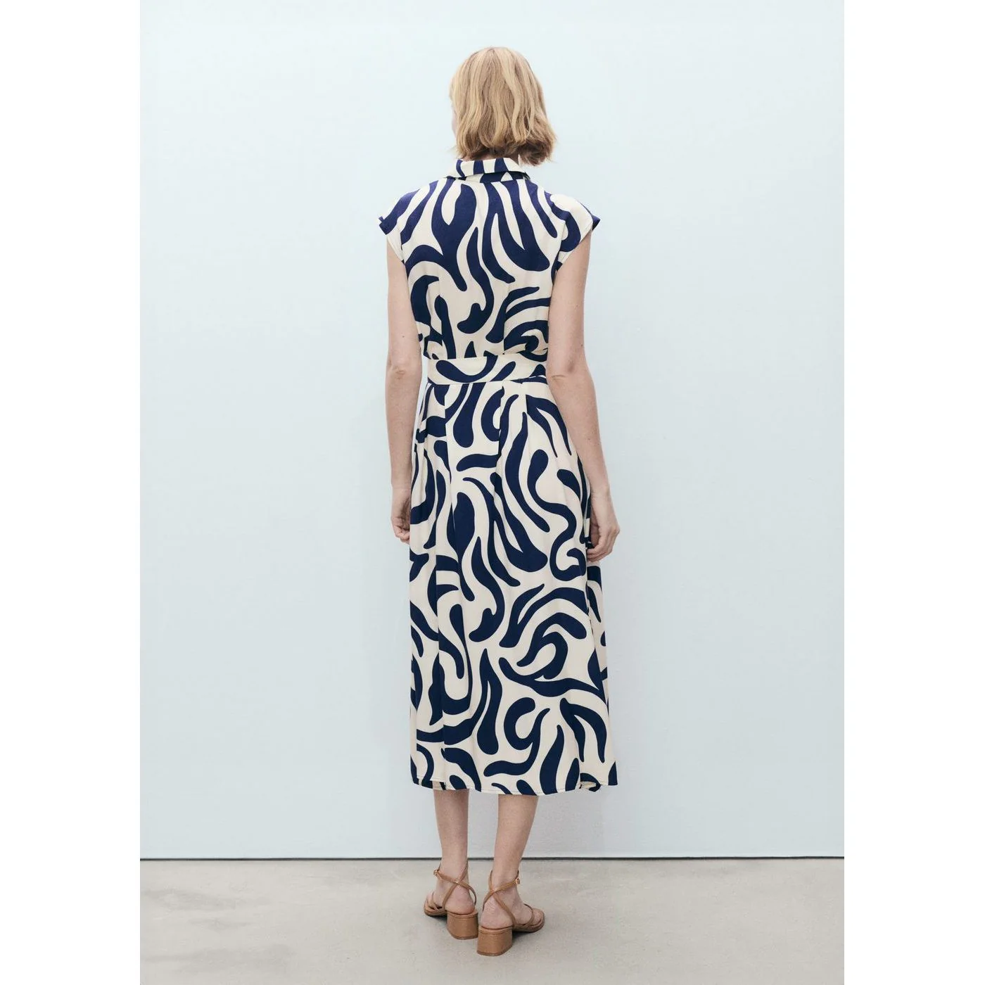 Robe Apple - Blue - Image 3