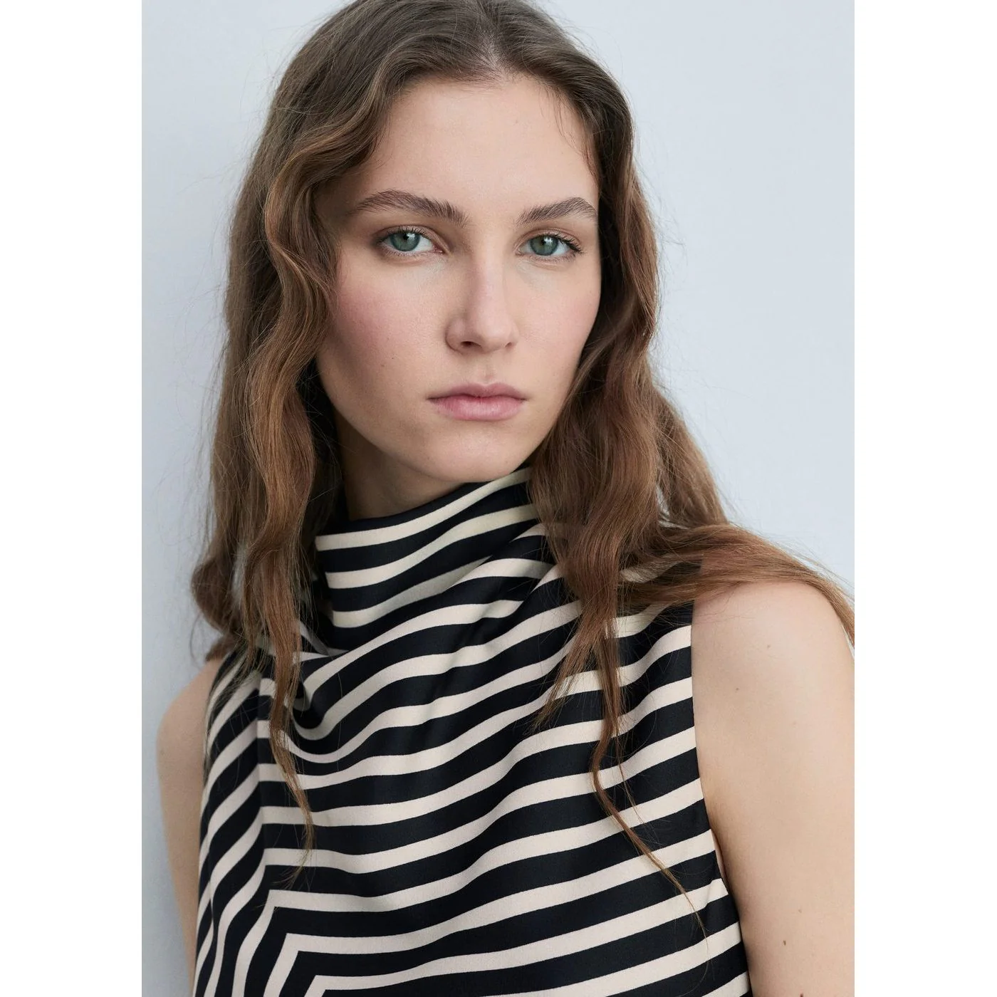 Robe Dunia - Black - Image 4