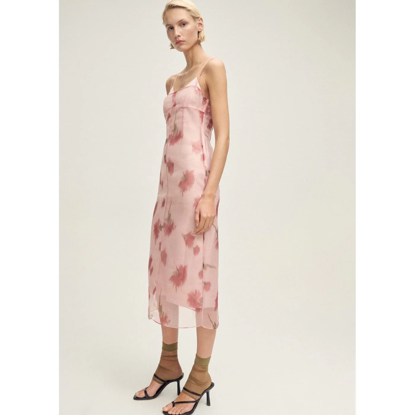 Robe Sasi - Pastel Pink - Image 5