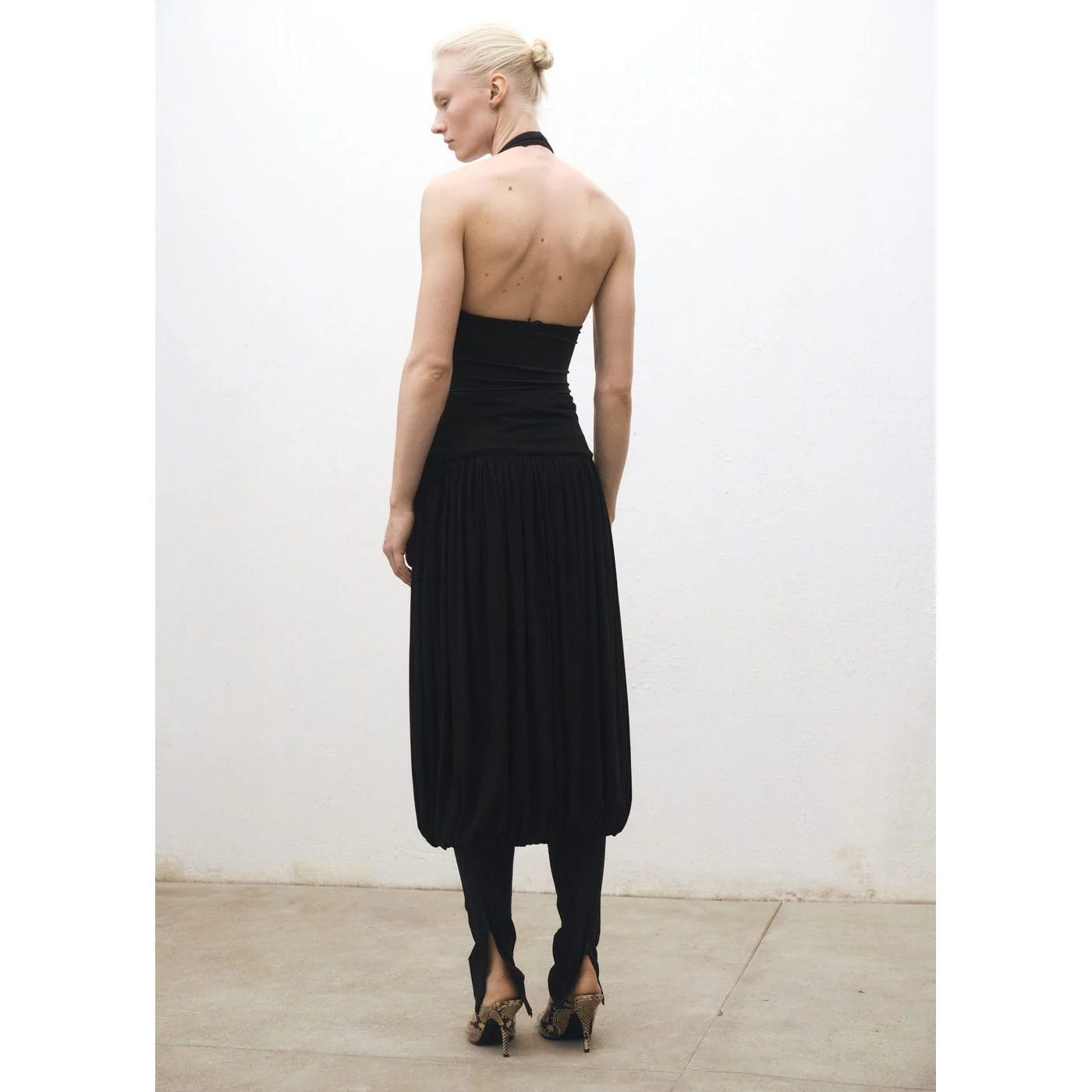 Robe Casilda - Black - Image 3