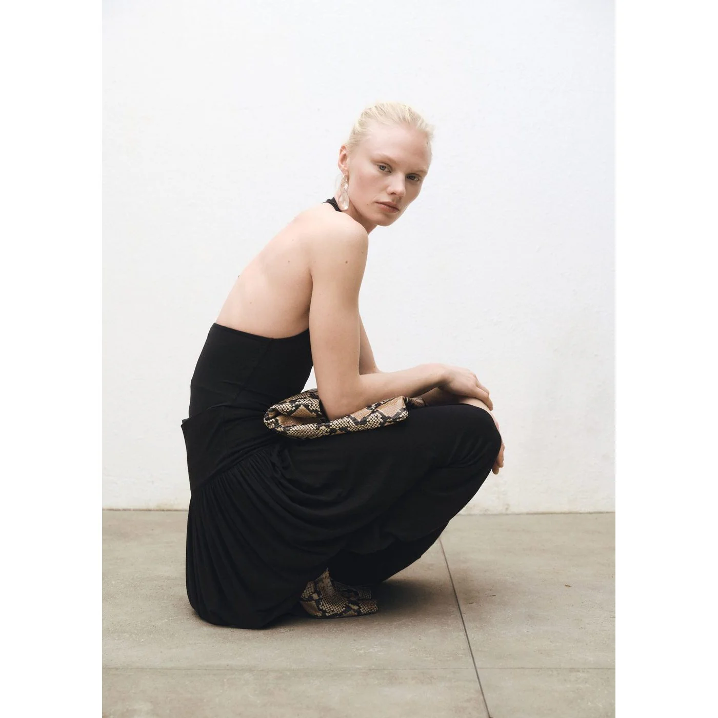 Robe Casilda - Black - Image 4