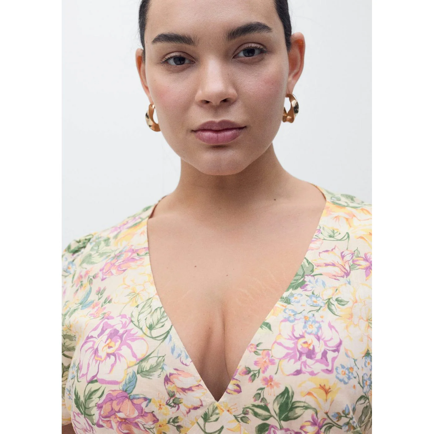 Robe Red - Ecru - Image 6