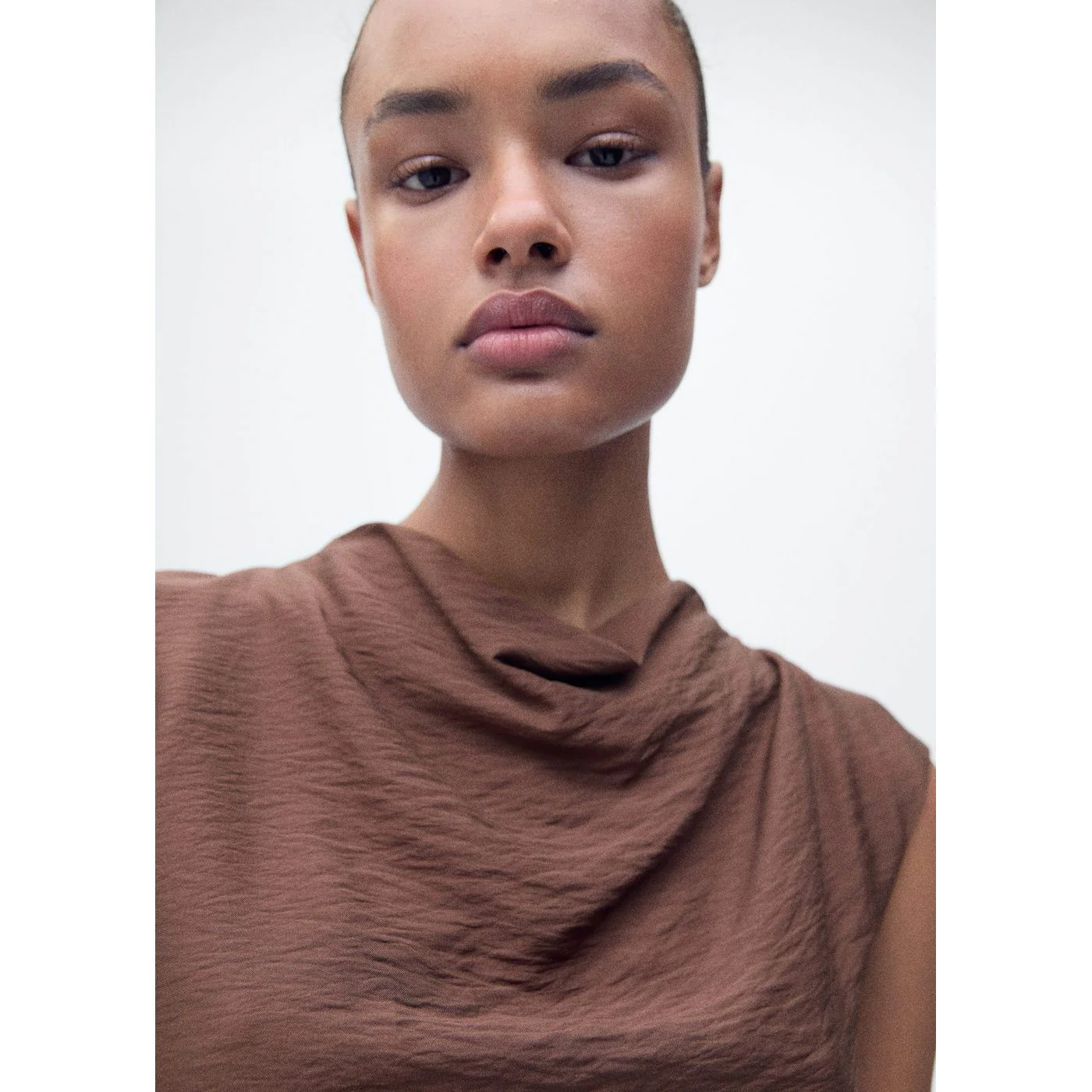 Robe Carlota - Brun - Image 4