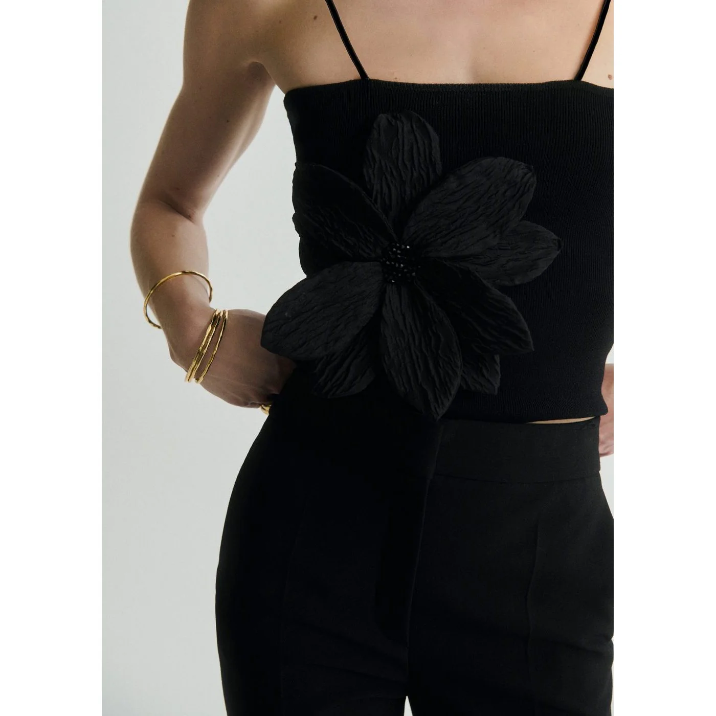 Top Flowa - Black - Image 2