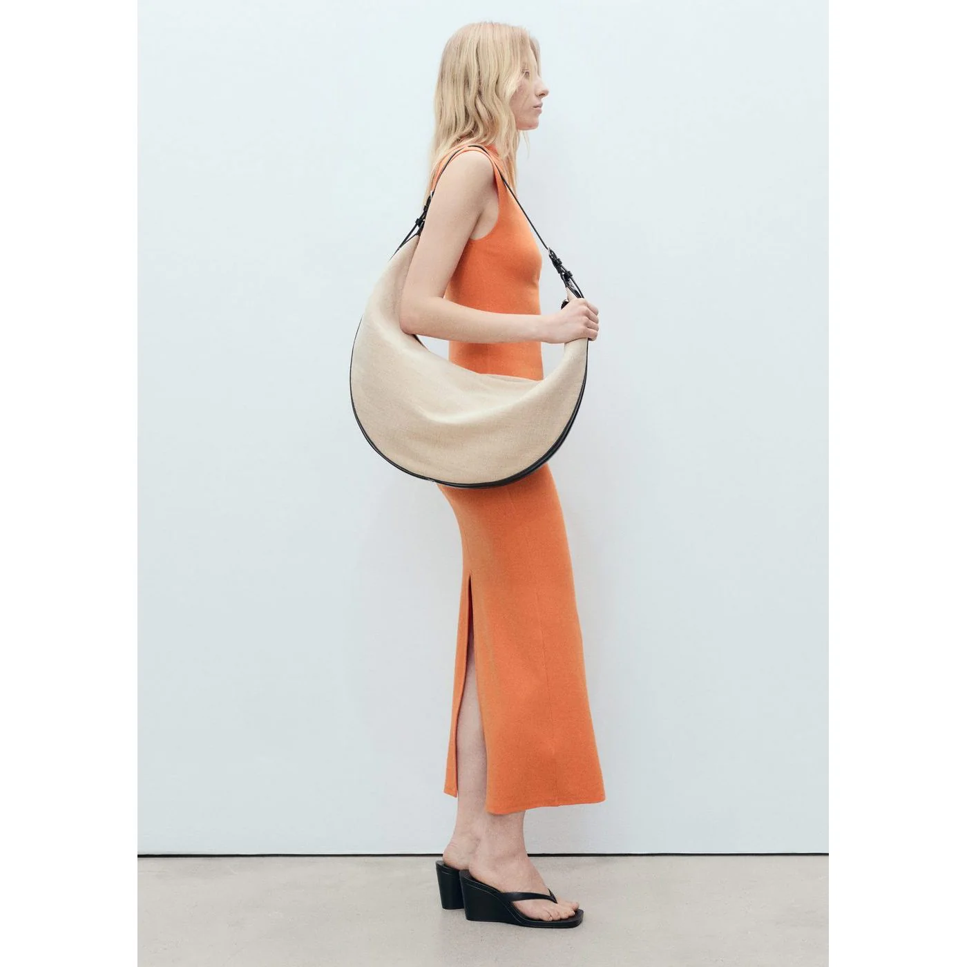 Robe Curra - Orange - Image 5