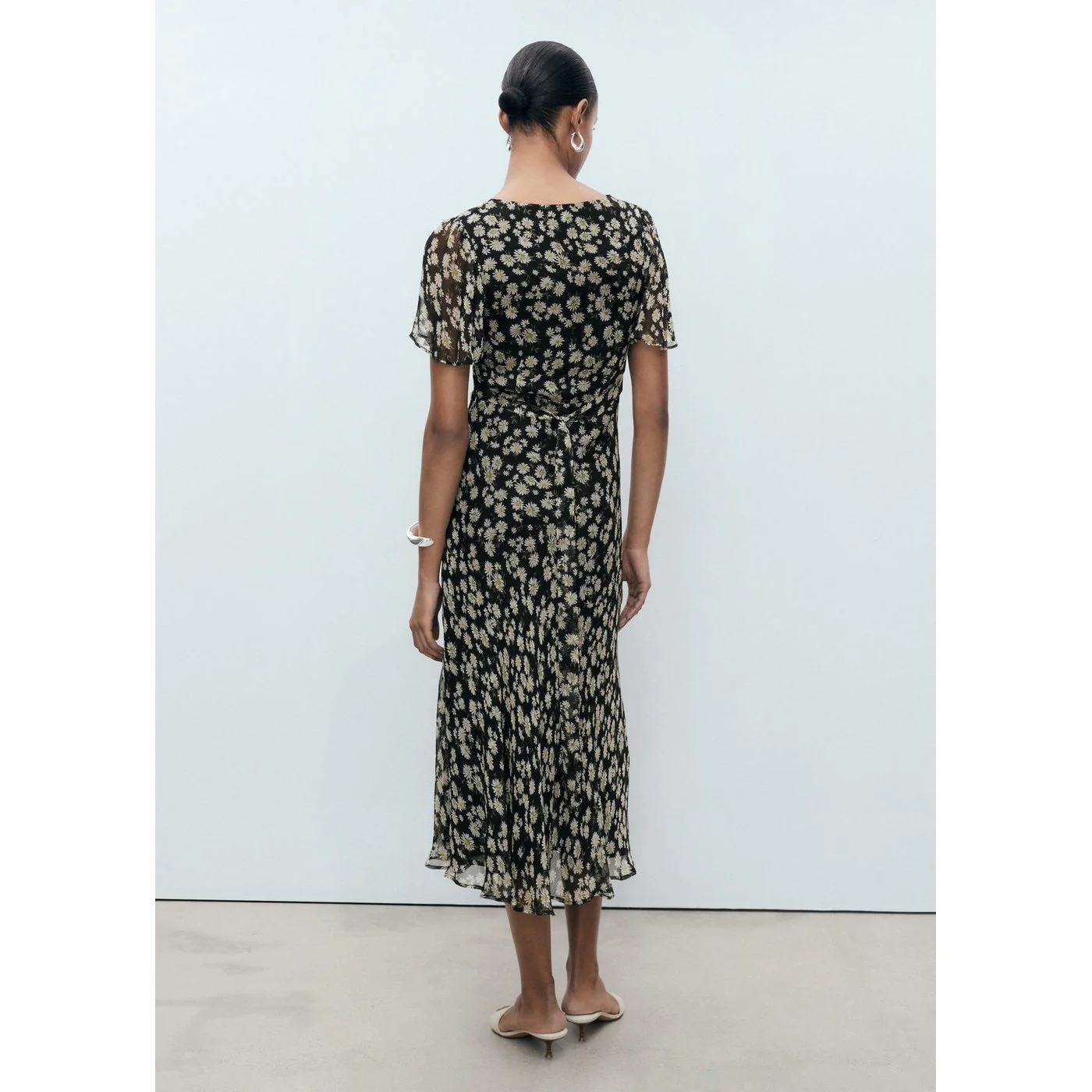 Robe Belle - Black - Image 3