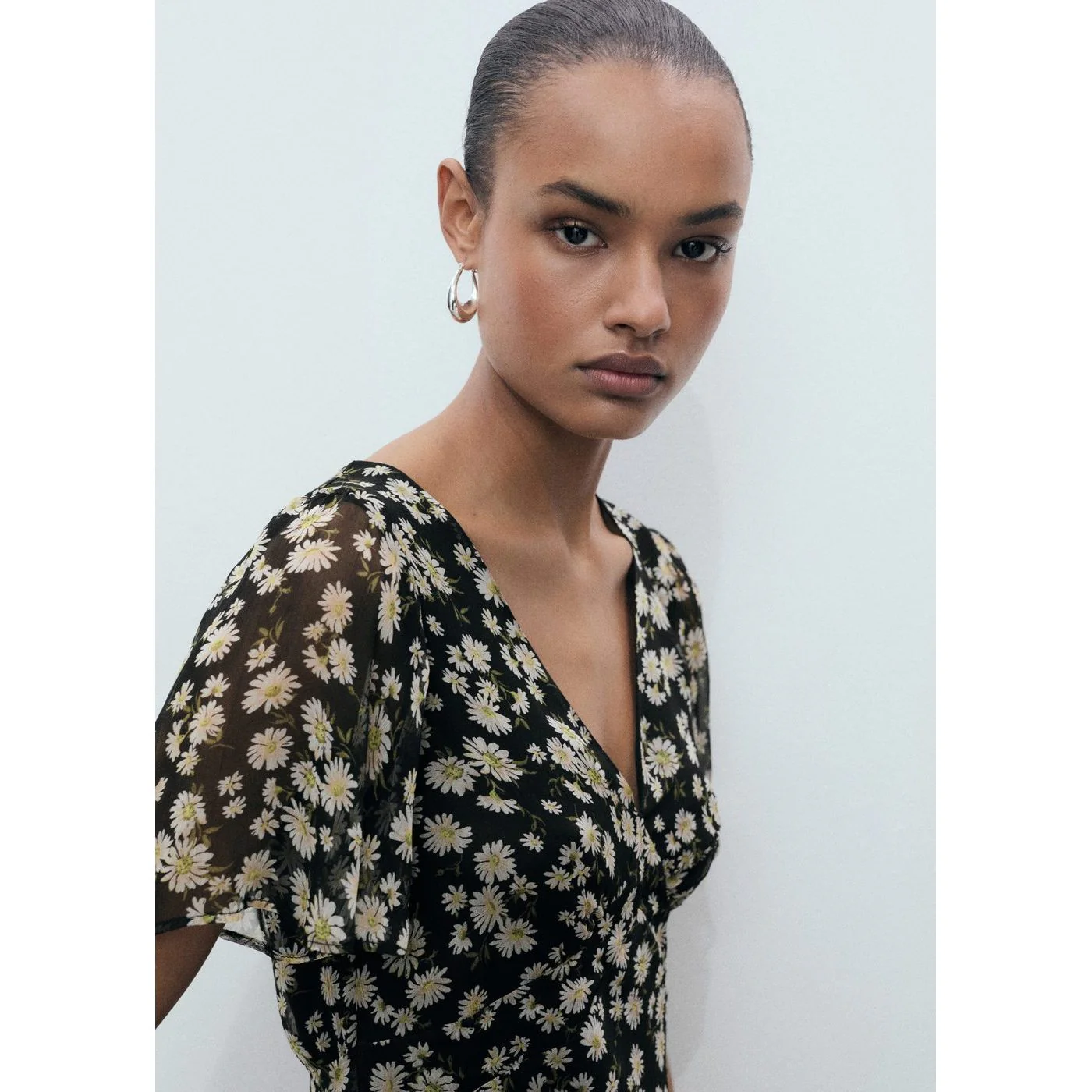 Robe Belle - Black - Image 4