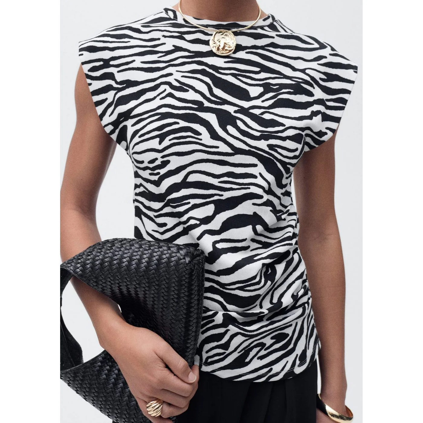 T-Shirt Irma - Black - Image 2