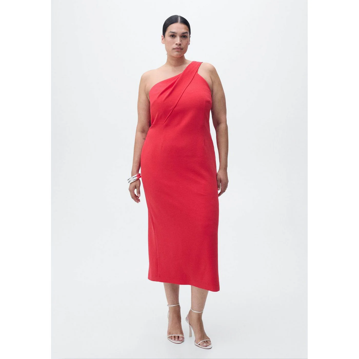 Robe Irea - Red - Image 6