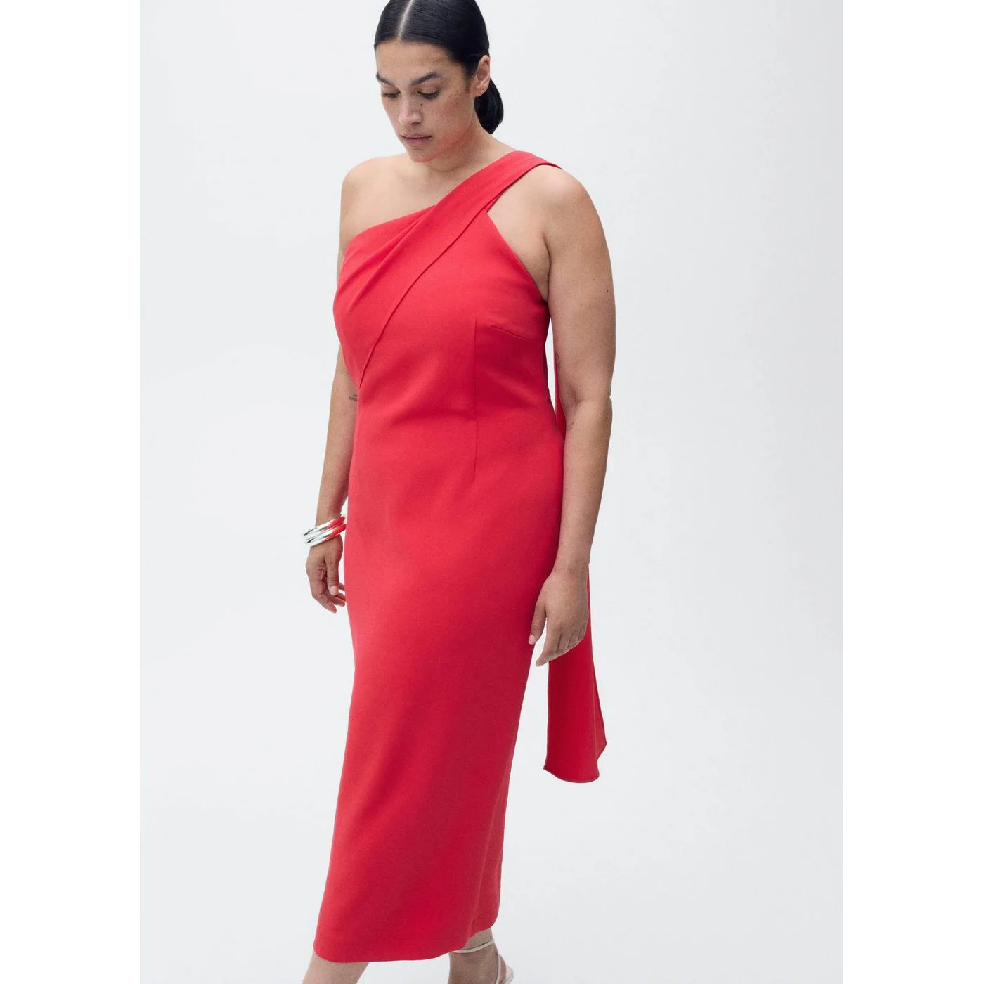 Robe Irea - Red - Image 8