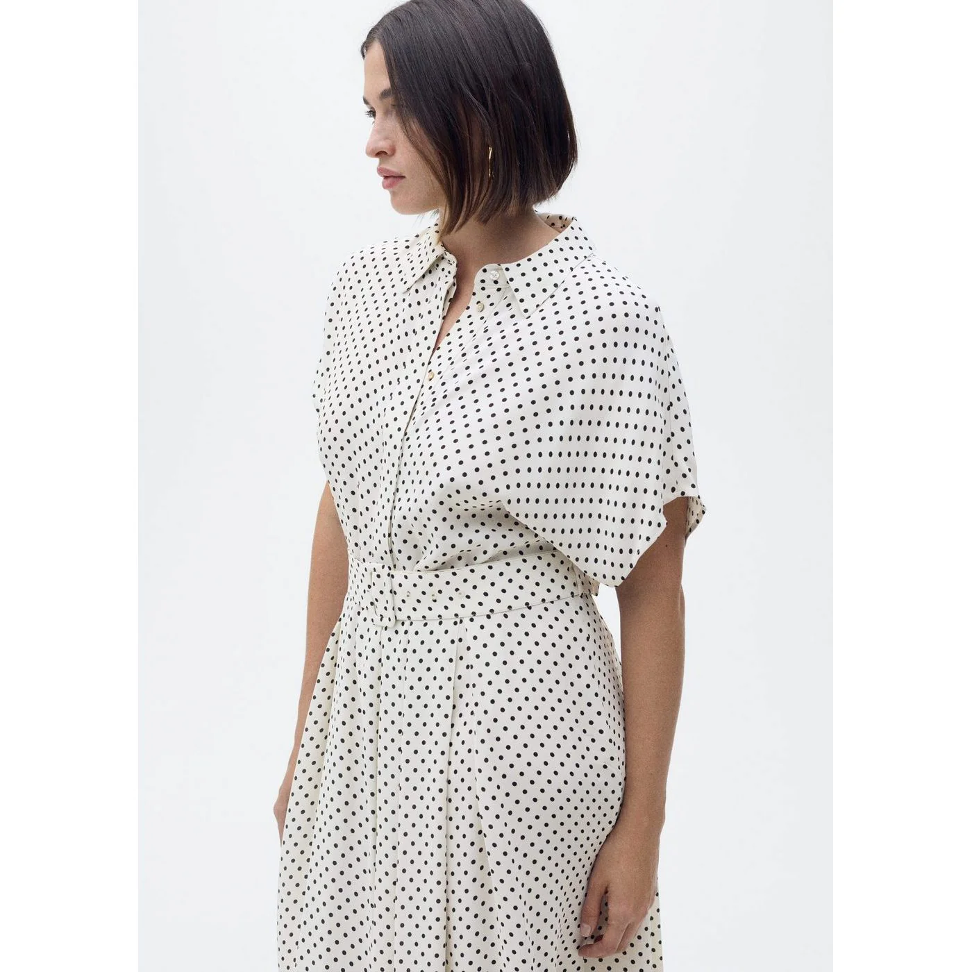 Robe Adela - Off White - Image 7