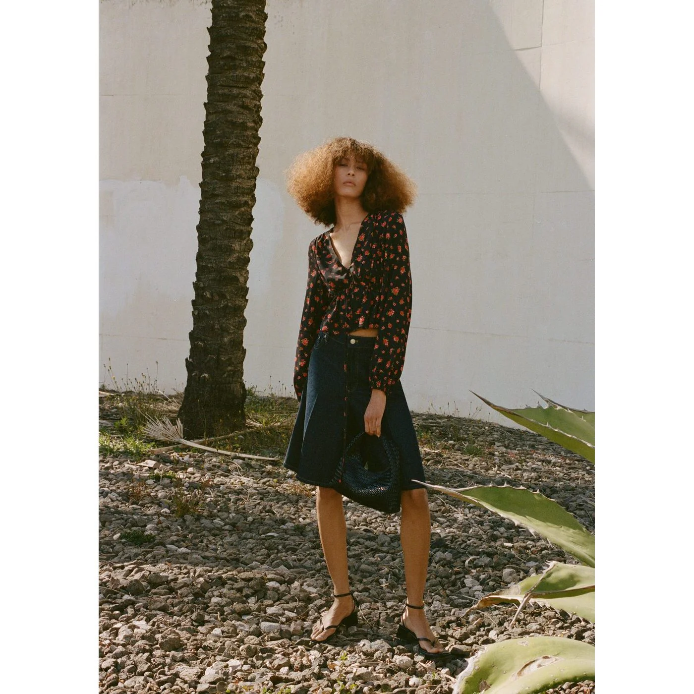 Blouse Gem - Black - Image 5