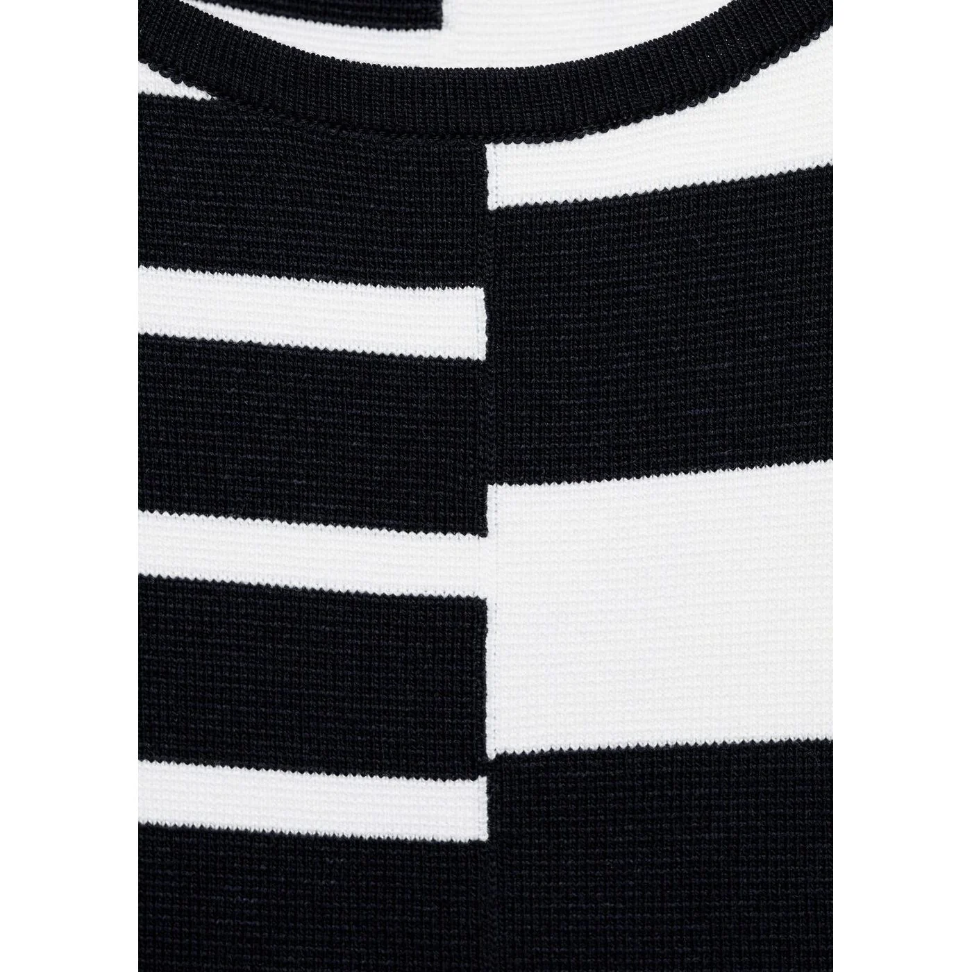 Robe Zunga - Dark Navy - Image 7