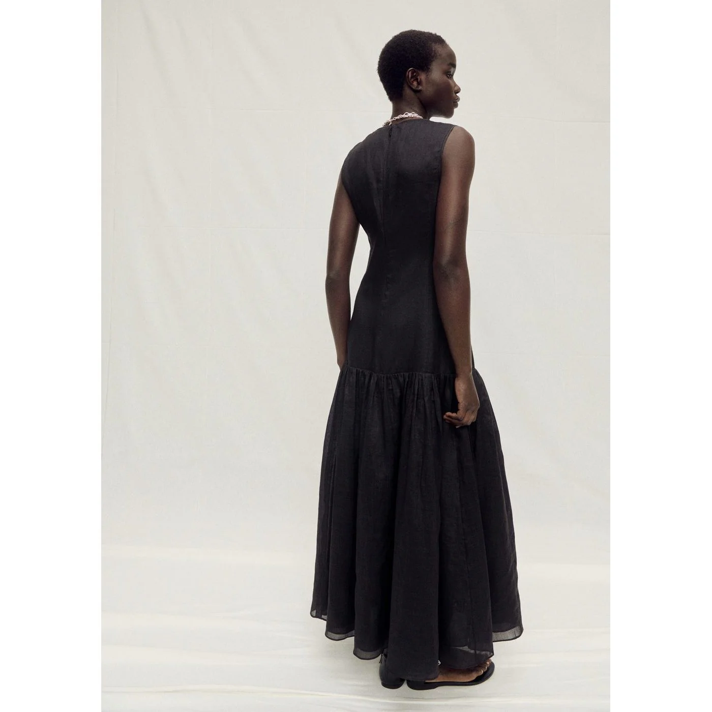 Robe Jana - Black - Image 3