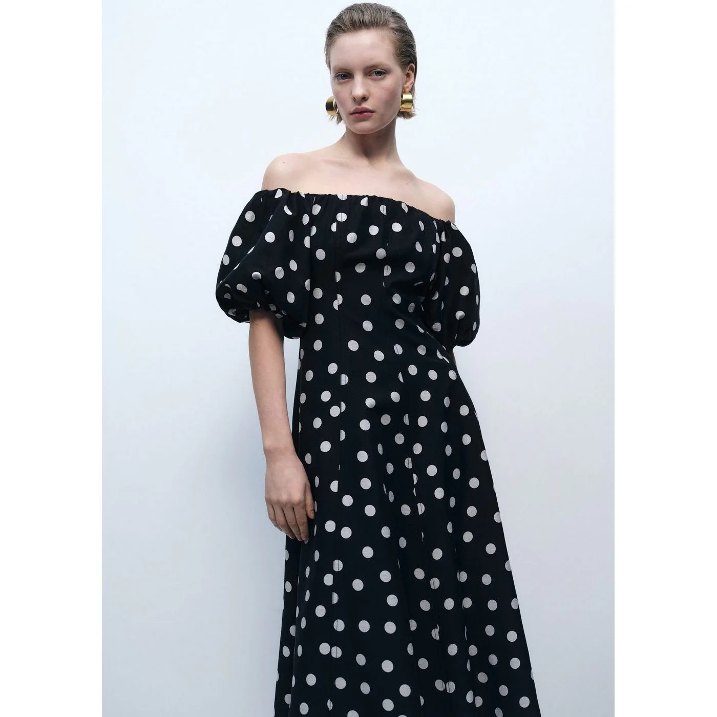 Robe Mallorca - Black - Image 2