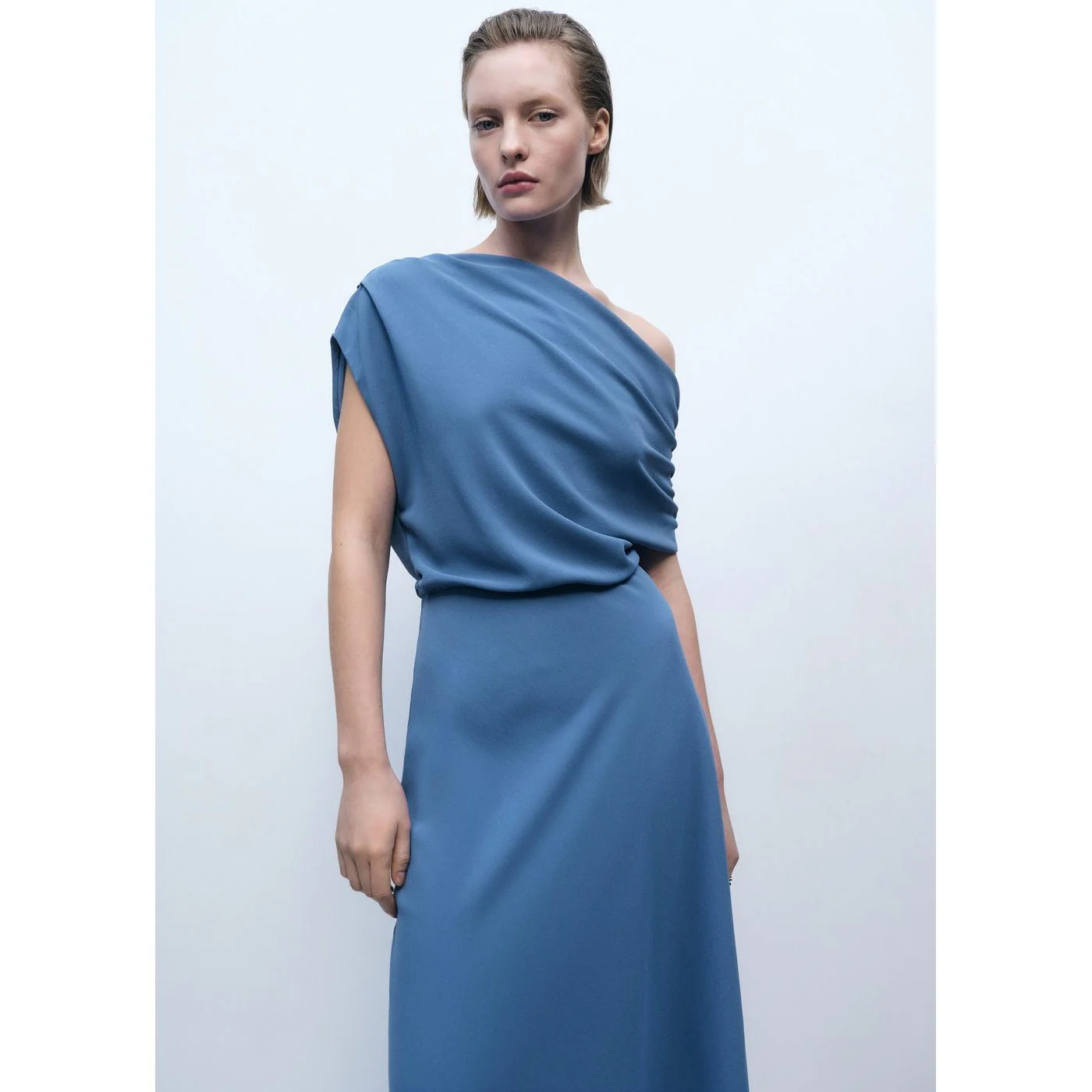 Robe Marina - Blue - Image 2
